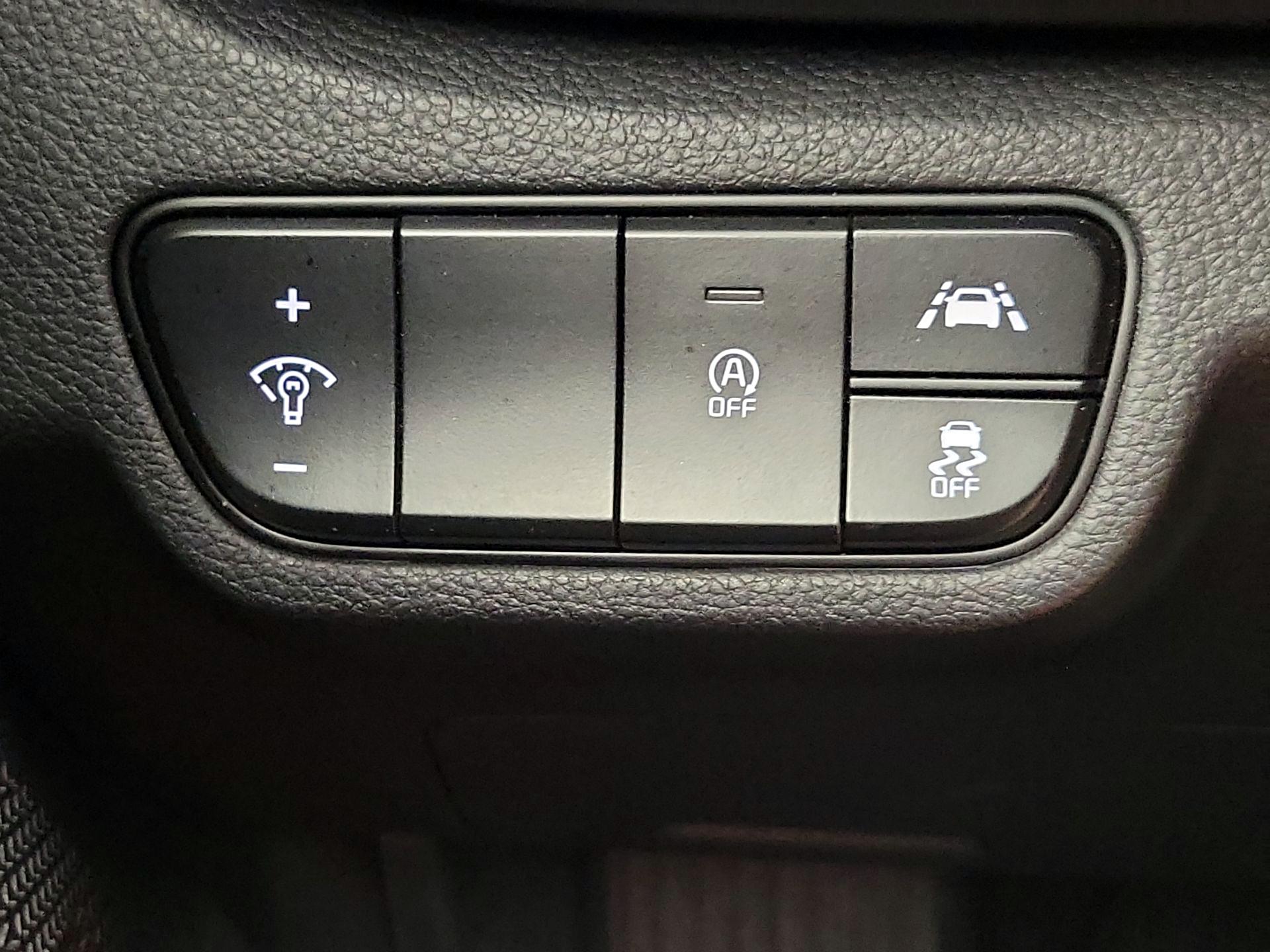 Thumbnail: 2021 Kia Seltos - 13