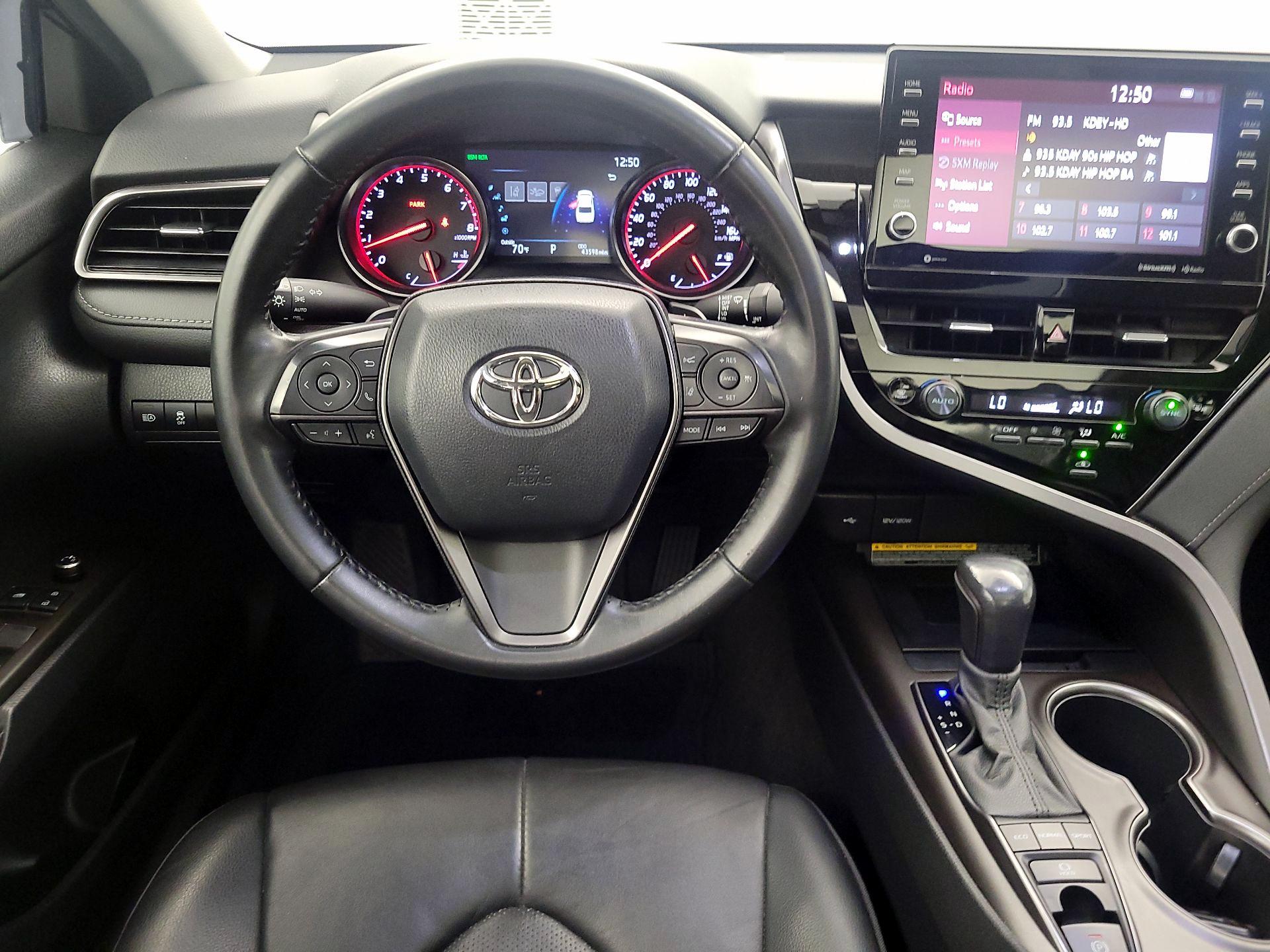 Thumbnail: 2021 Toyota Camry - 10