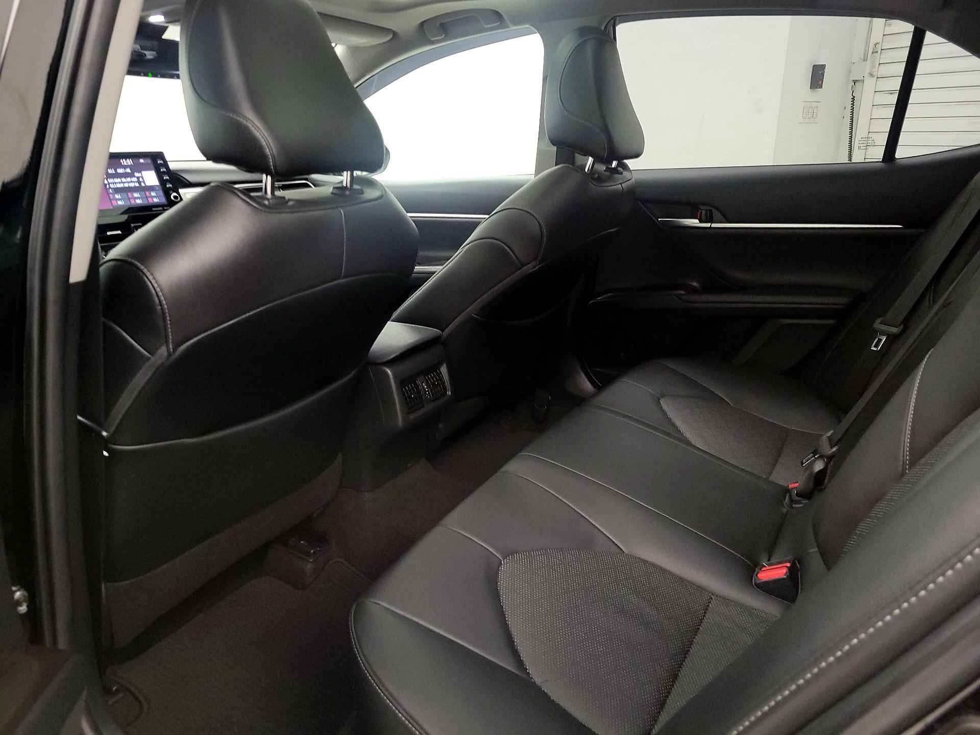 Thumbnail: 2021 Toyota Camry - 20