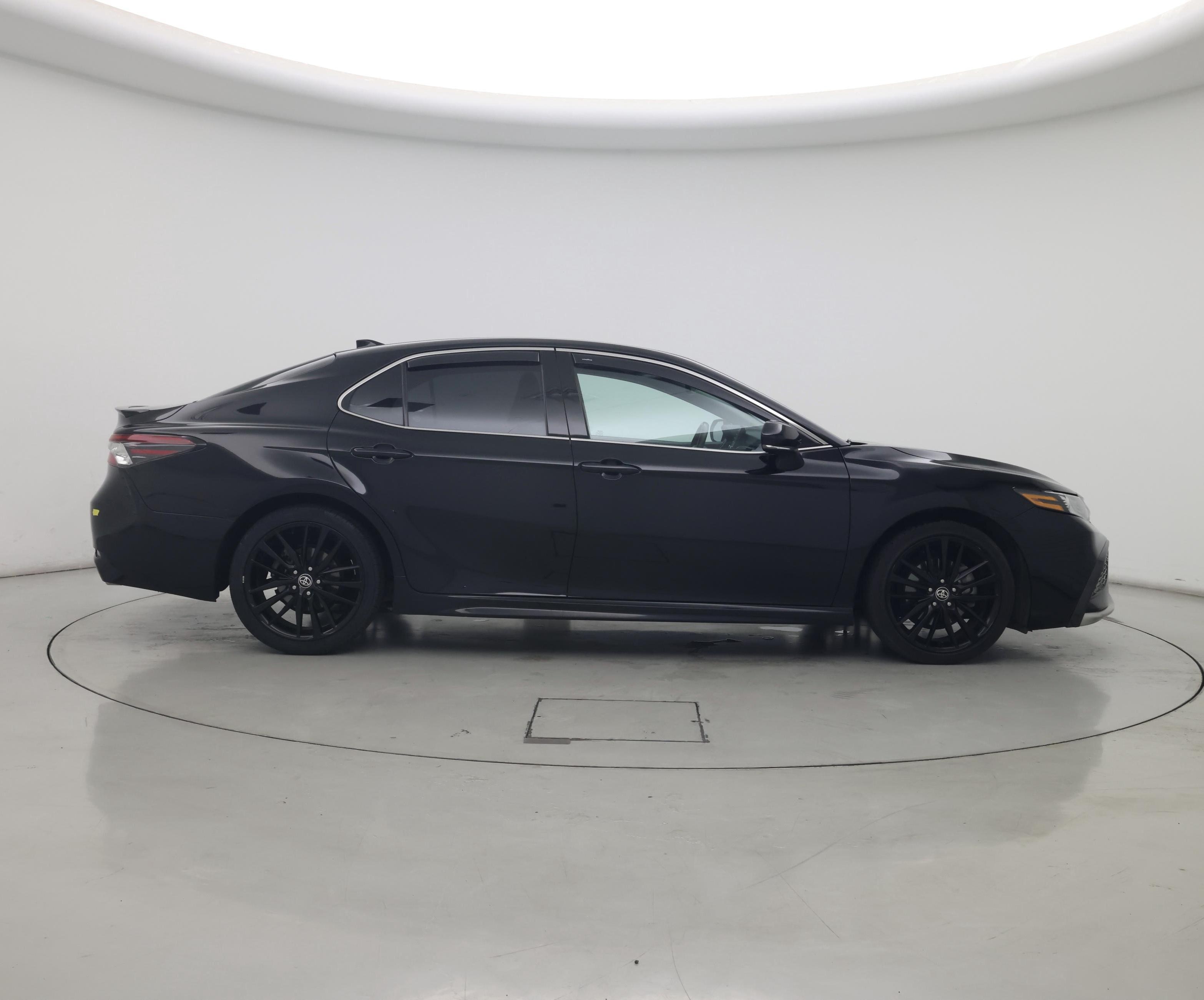 Thumbnail: 2021 Toyota Camry - 7