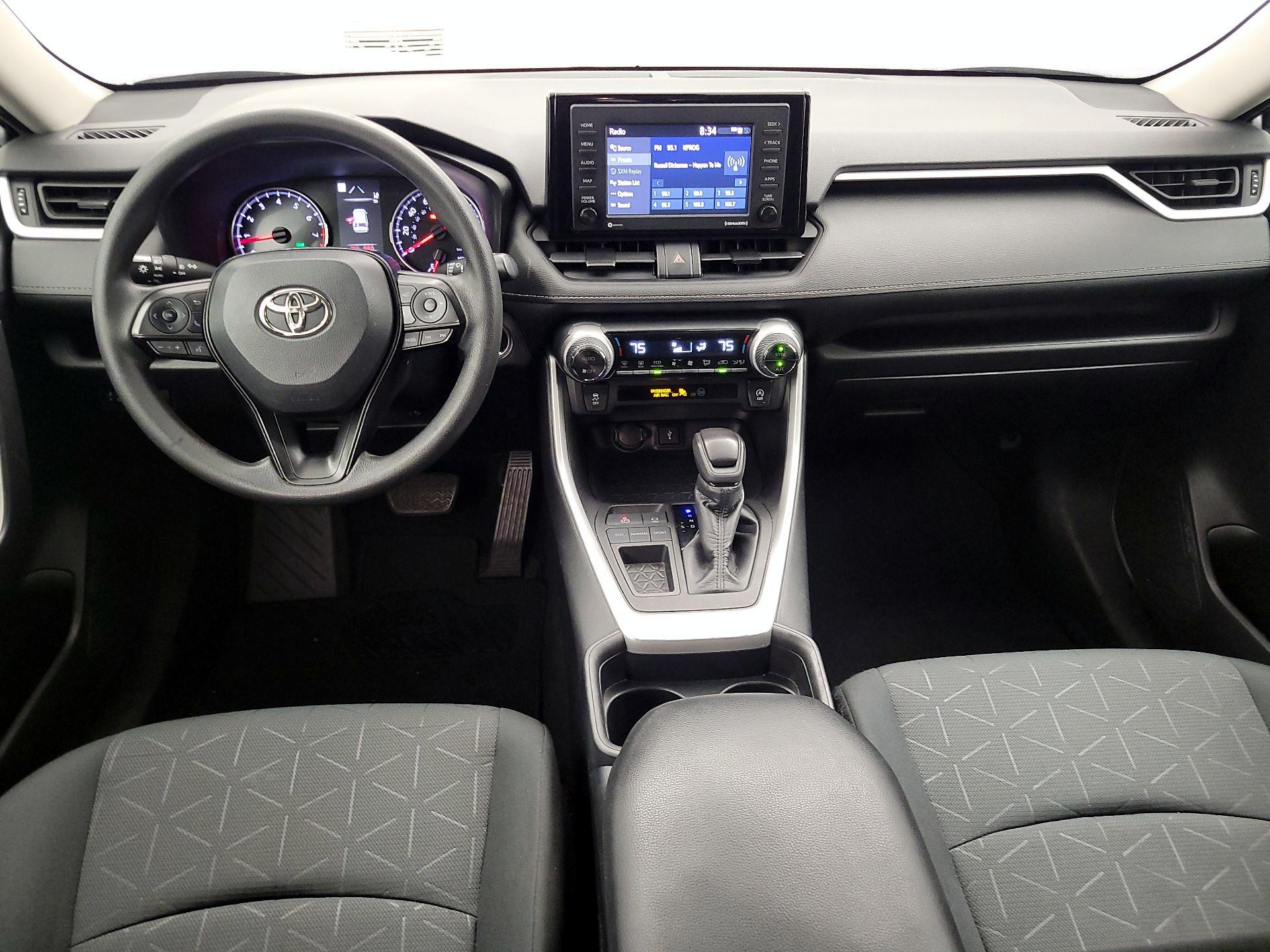 Thumbnail: 2020 Toyota RAV4 - 9