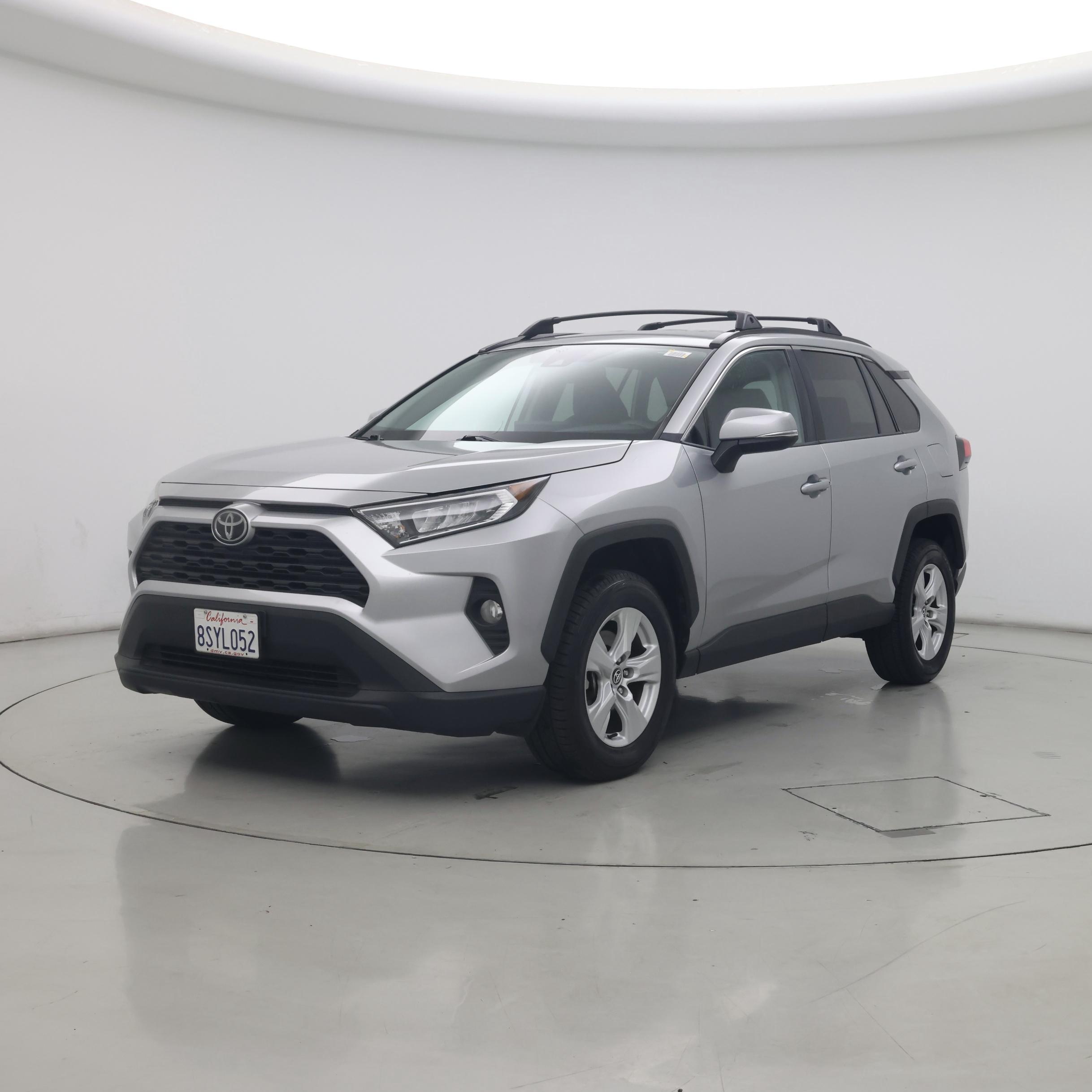 Thumbnail: 2020 Toyota RAV4 - 4