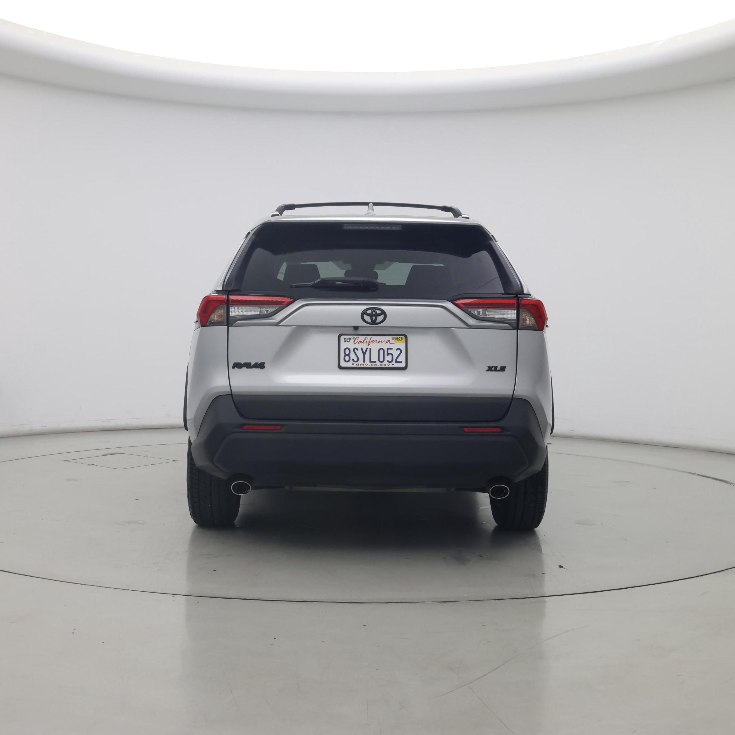 Thumbnail: 2020 Toyota RAV4 - 6