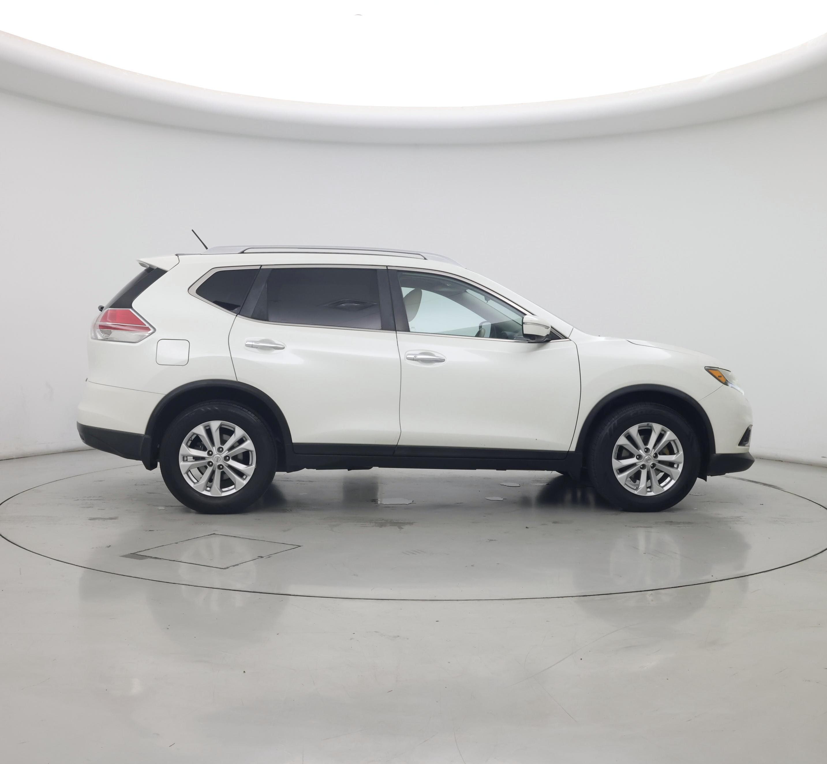 Thumbnail: 2015 Nissan Rogue - 7