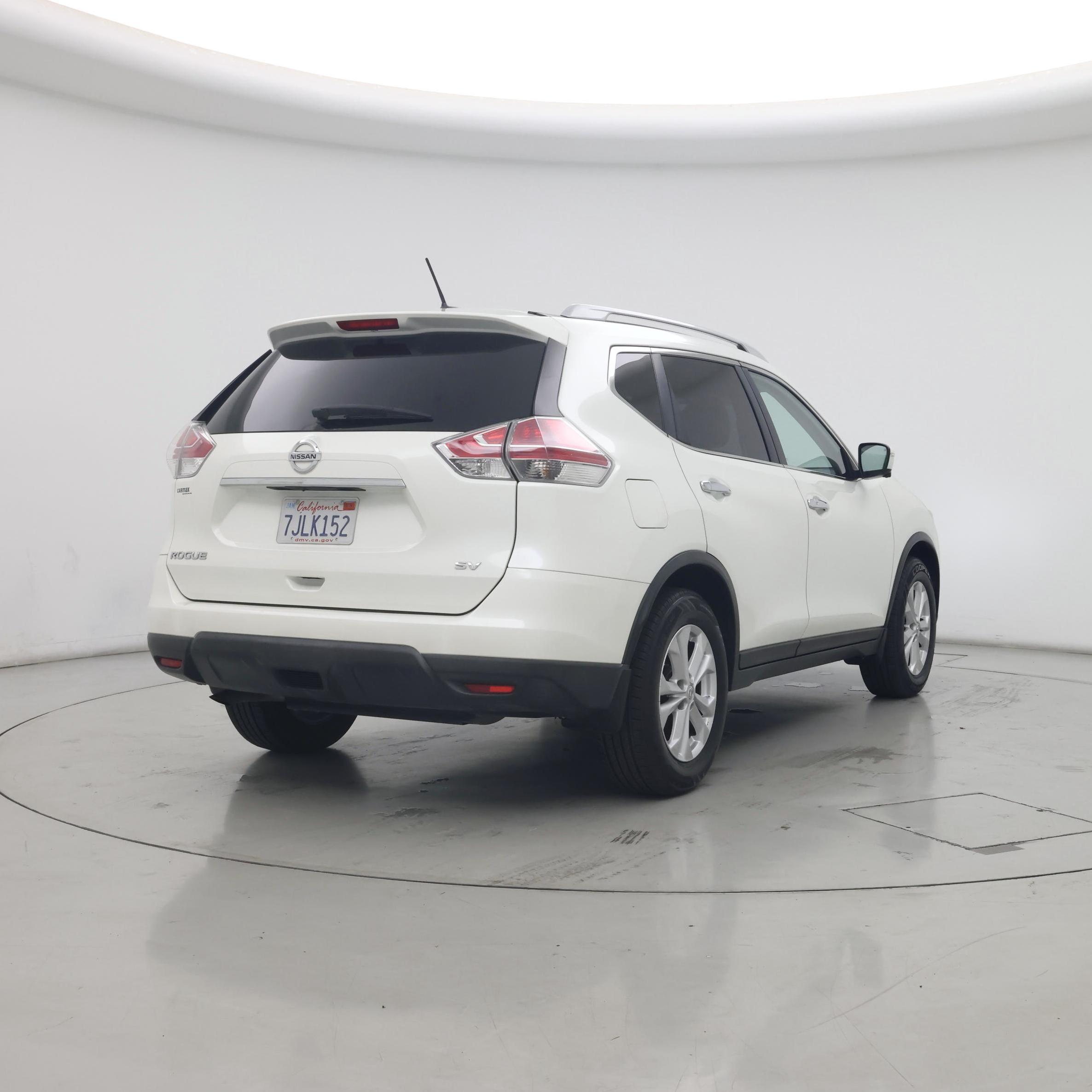 Thumbnail: 2015 Nissan Rogue - 8