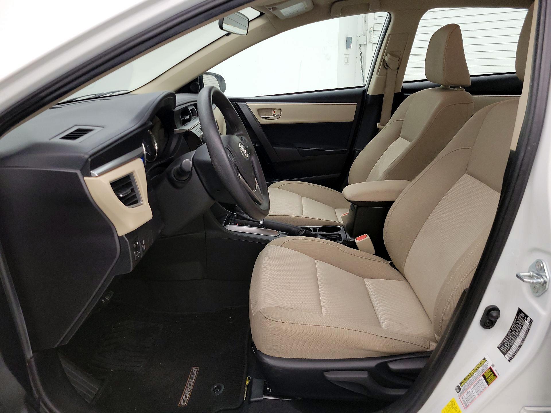 Thumbnail: 2015 Toyota Corolla - 11
