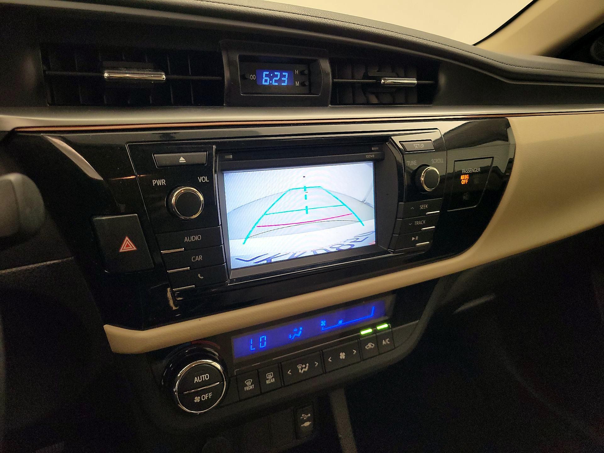 Thumbnail: 2015 Toyota Corolla - 14