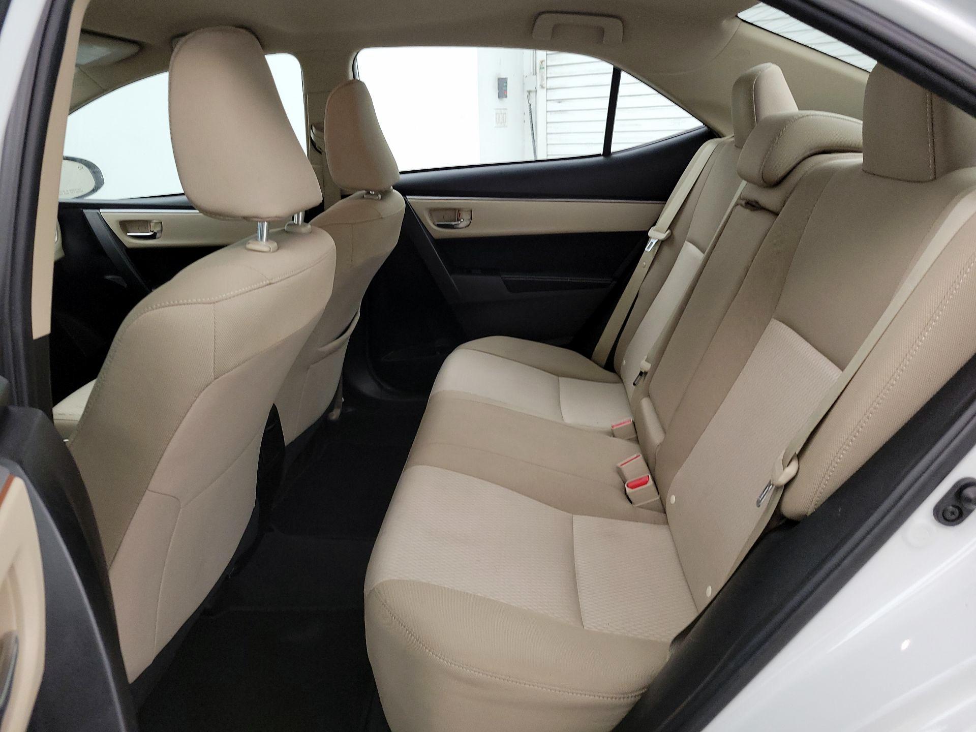 Thumbnail: 2015 Toyota Corolla - 19