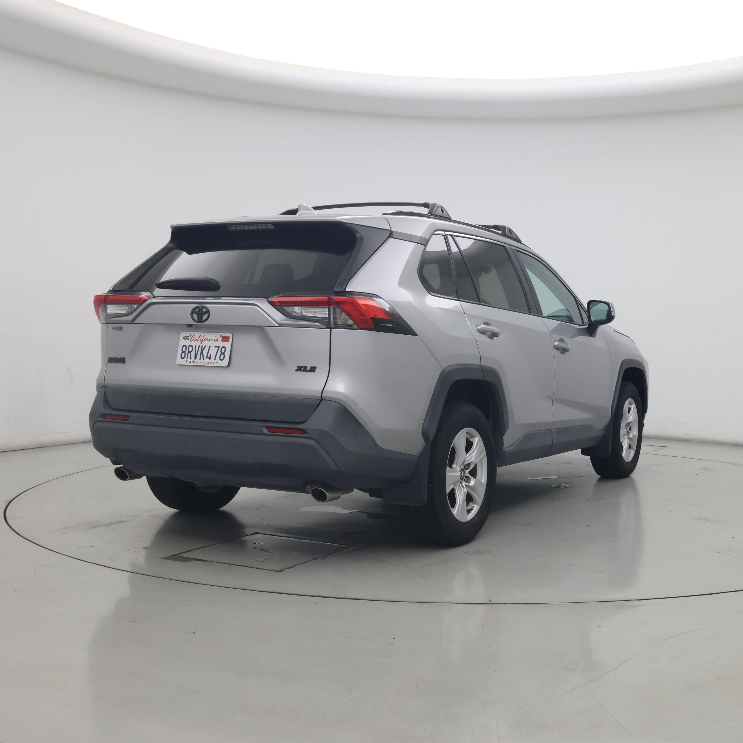 Thumbnail: 2020 Toyota RAV4 - 8