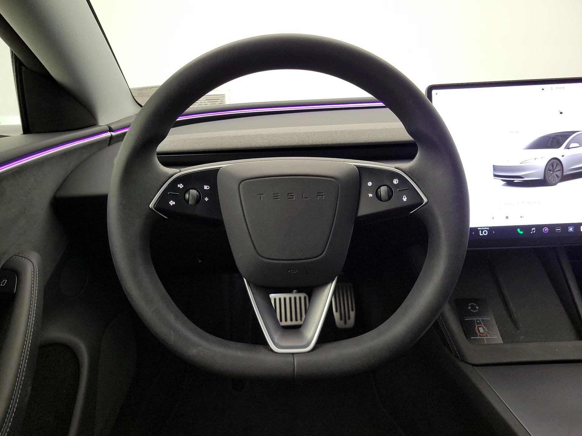 Thumbnail: 2024 Tesla Model 3 - 10