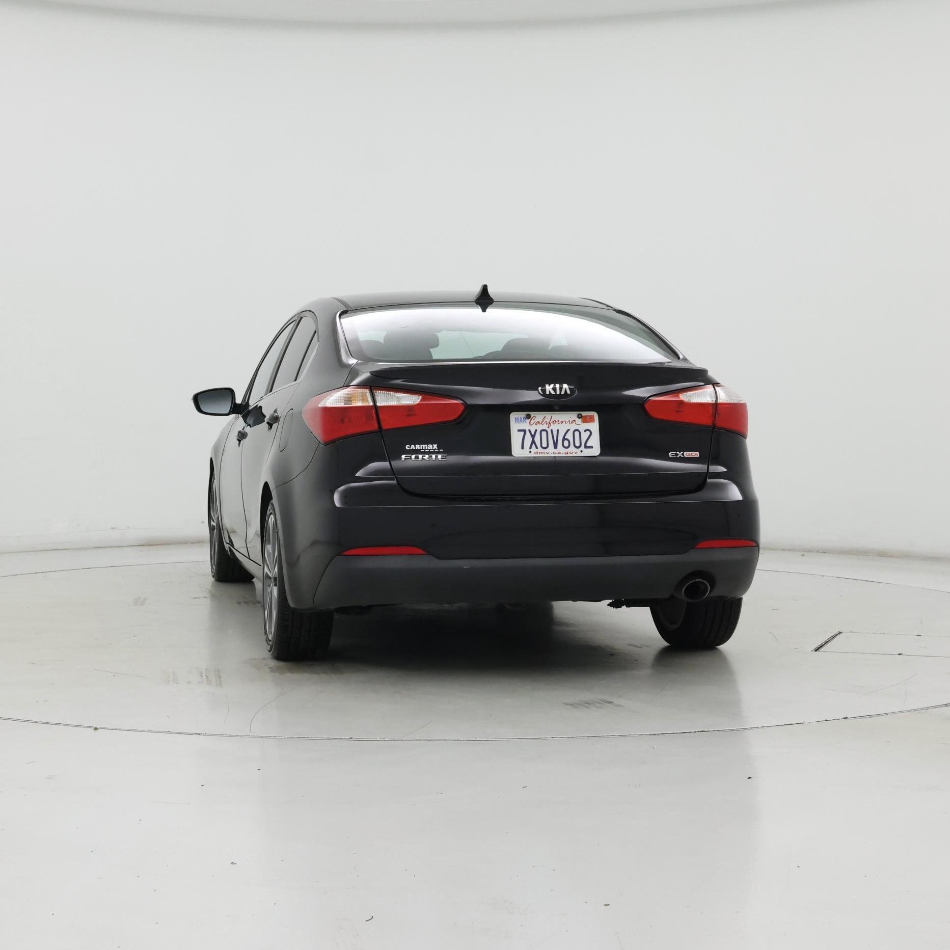 Thumbnail: 2016 Kia Forte - 6