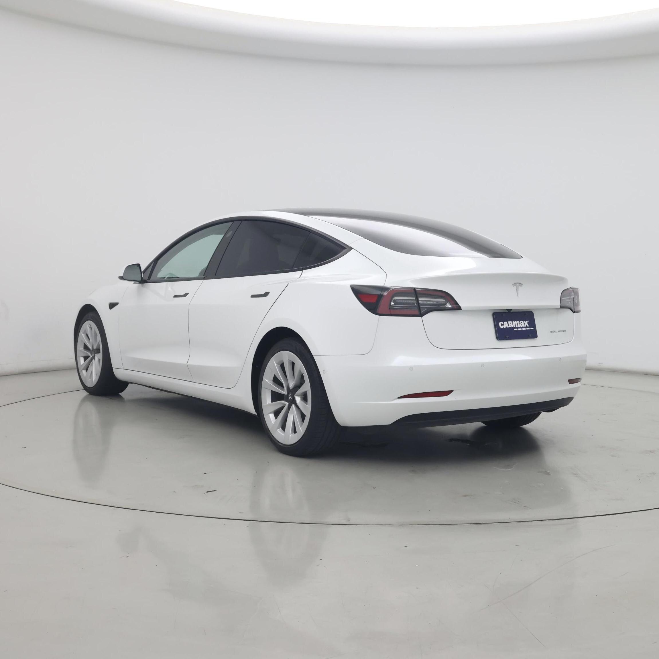 Thumbnail: 2022 Tesla Model 3 - 2