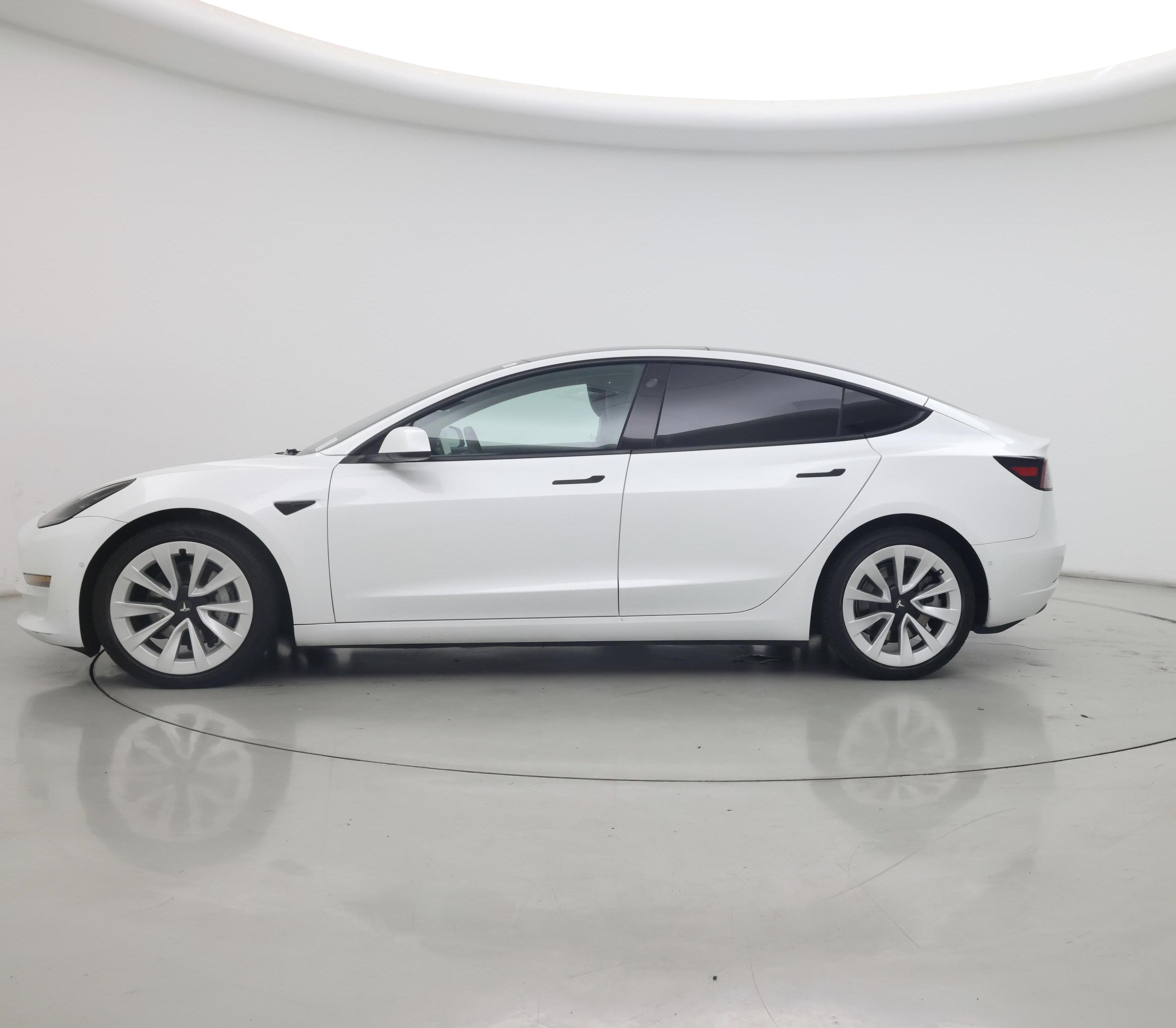 Thumbnail: 2022 Tesla Model 3 - 3