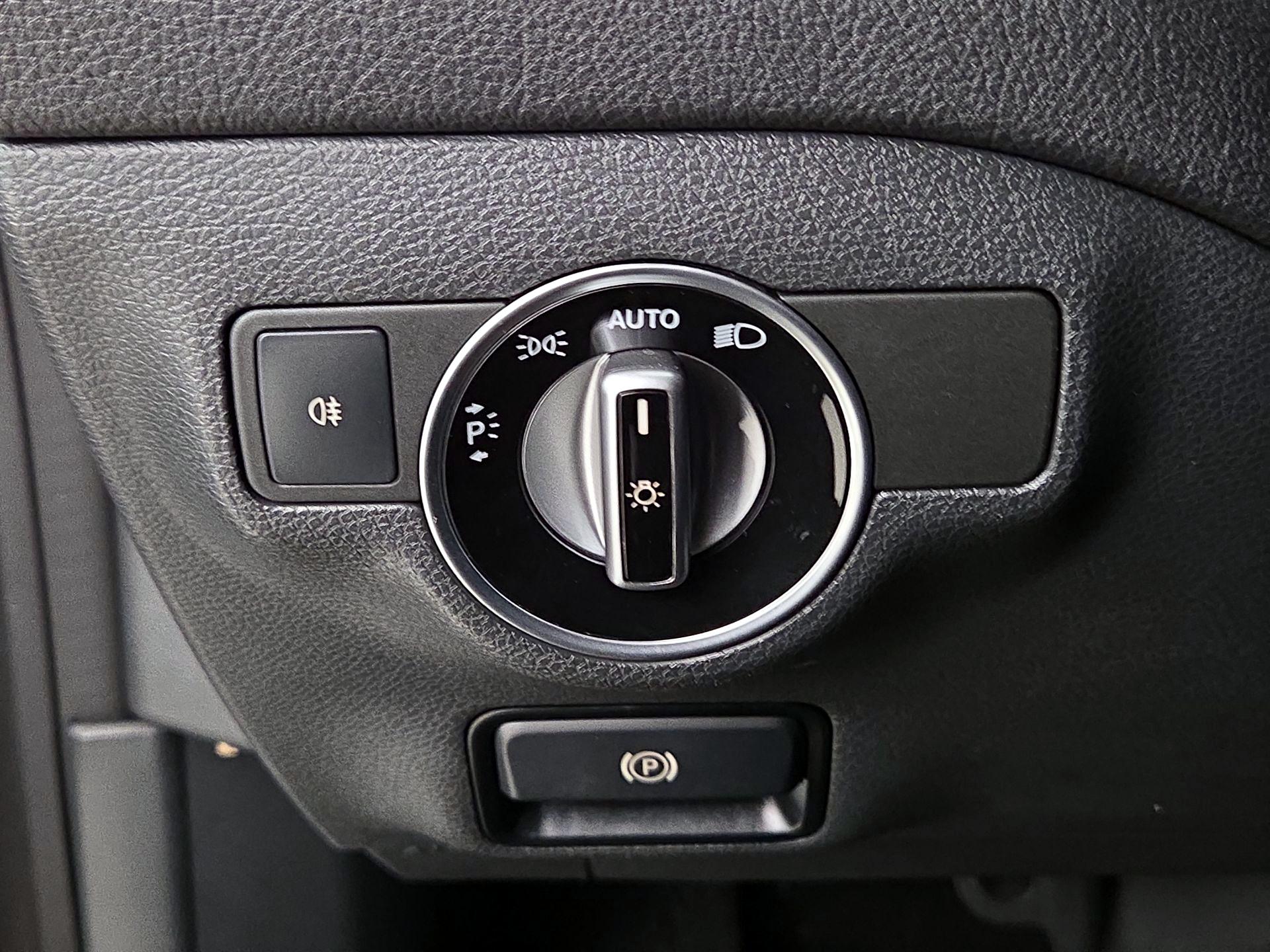 Thumbnail: 2019 Mercedes-Benz CLA - 13