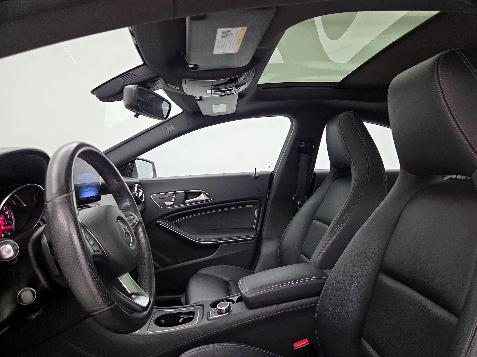 Thumbnail: 2019 Mercedes-Benz CLA - 19