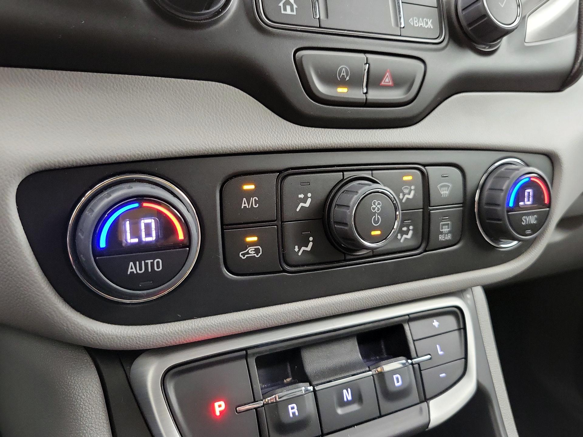 Thumbnail: 2022 GMC Terrain - 16