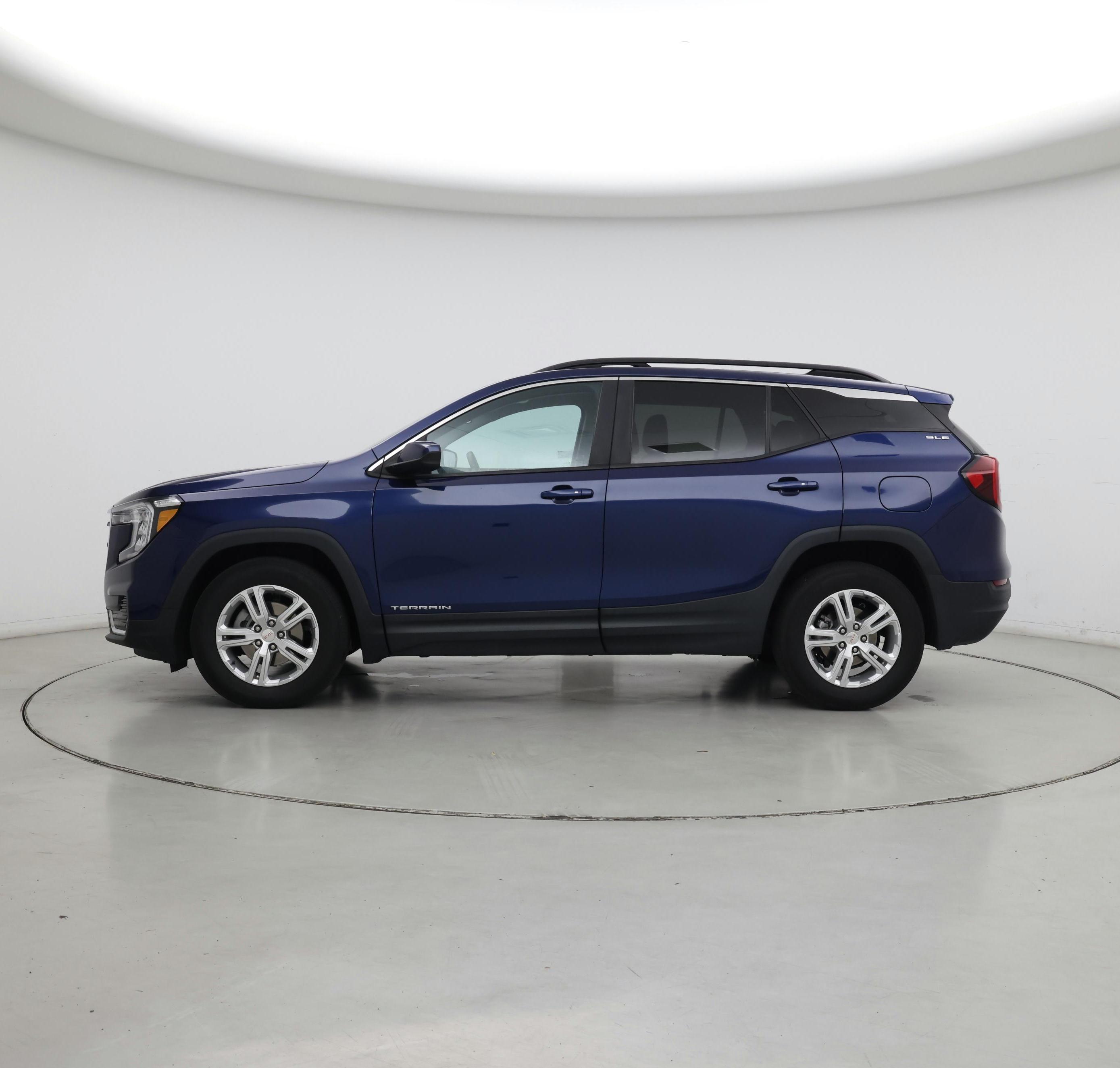 Thumbnail: 2022 GMC Terrain - 3