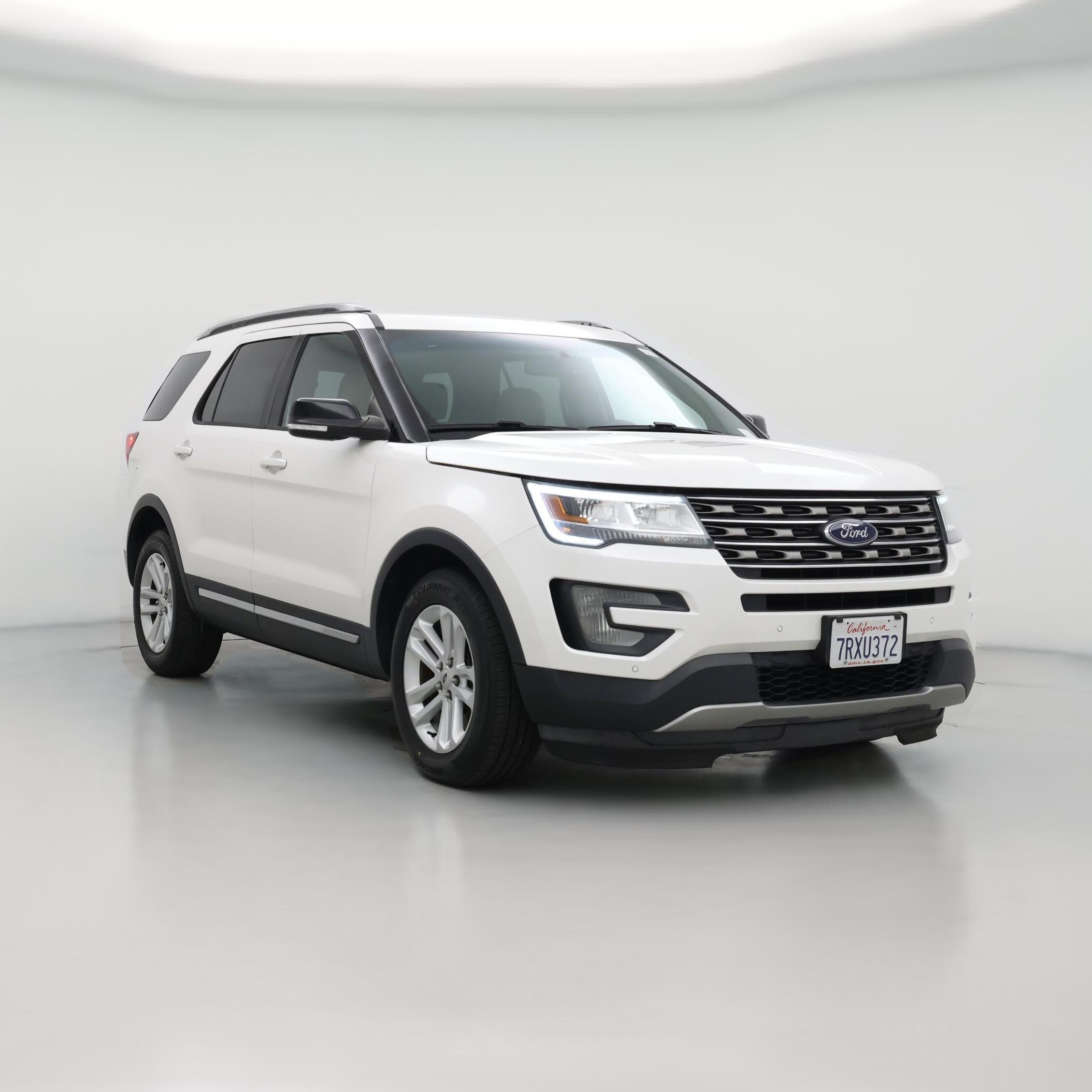 Thumbnail: 2016 Ford Explorer - 1