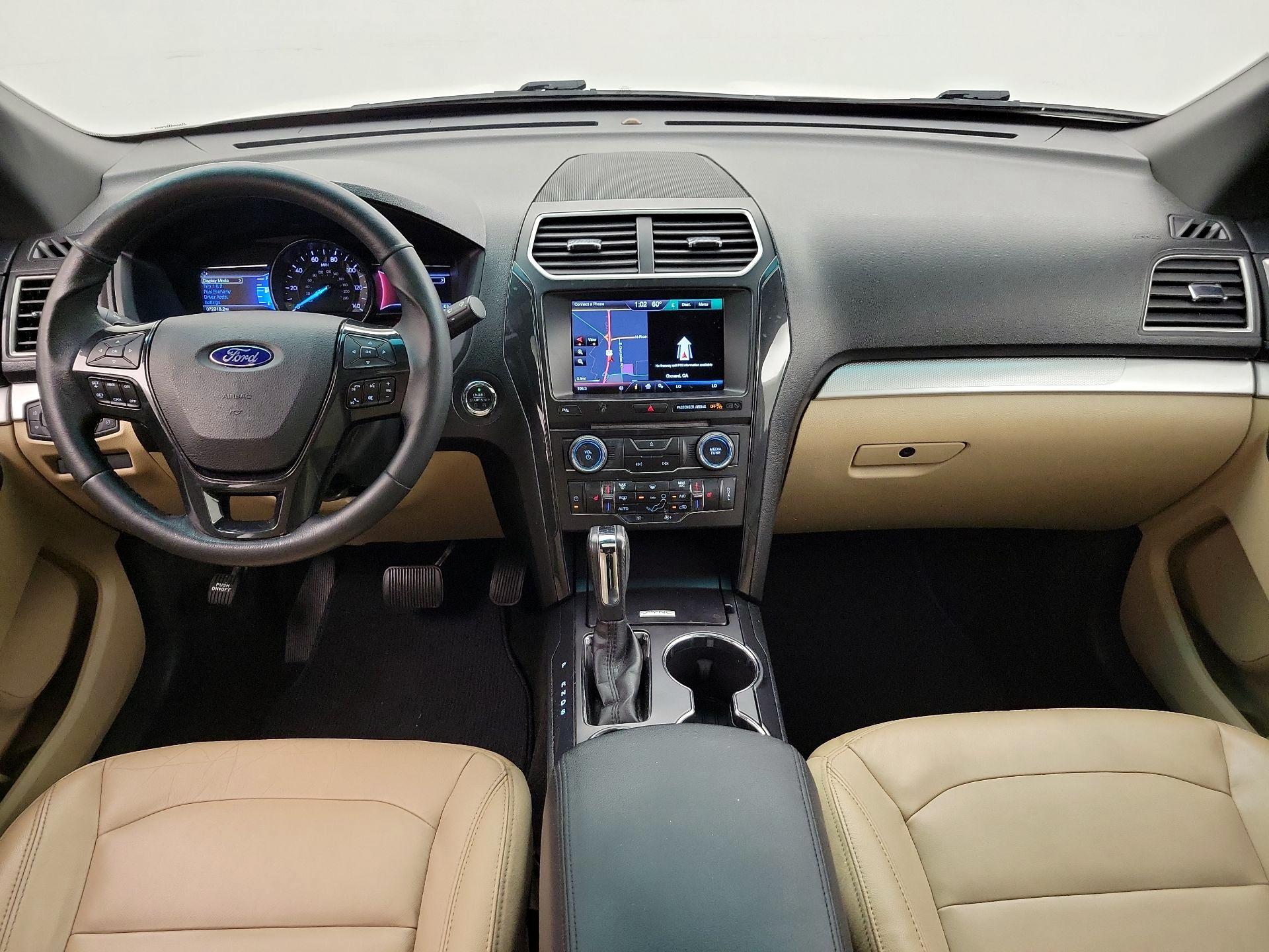 Thumbnail: 2016 Ford Explorer - 9