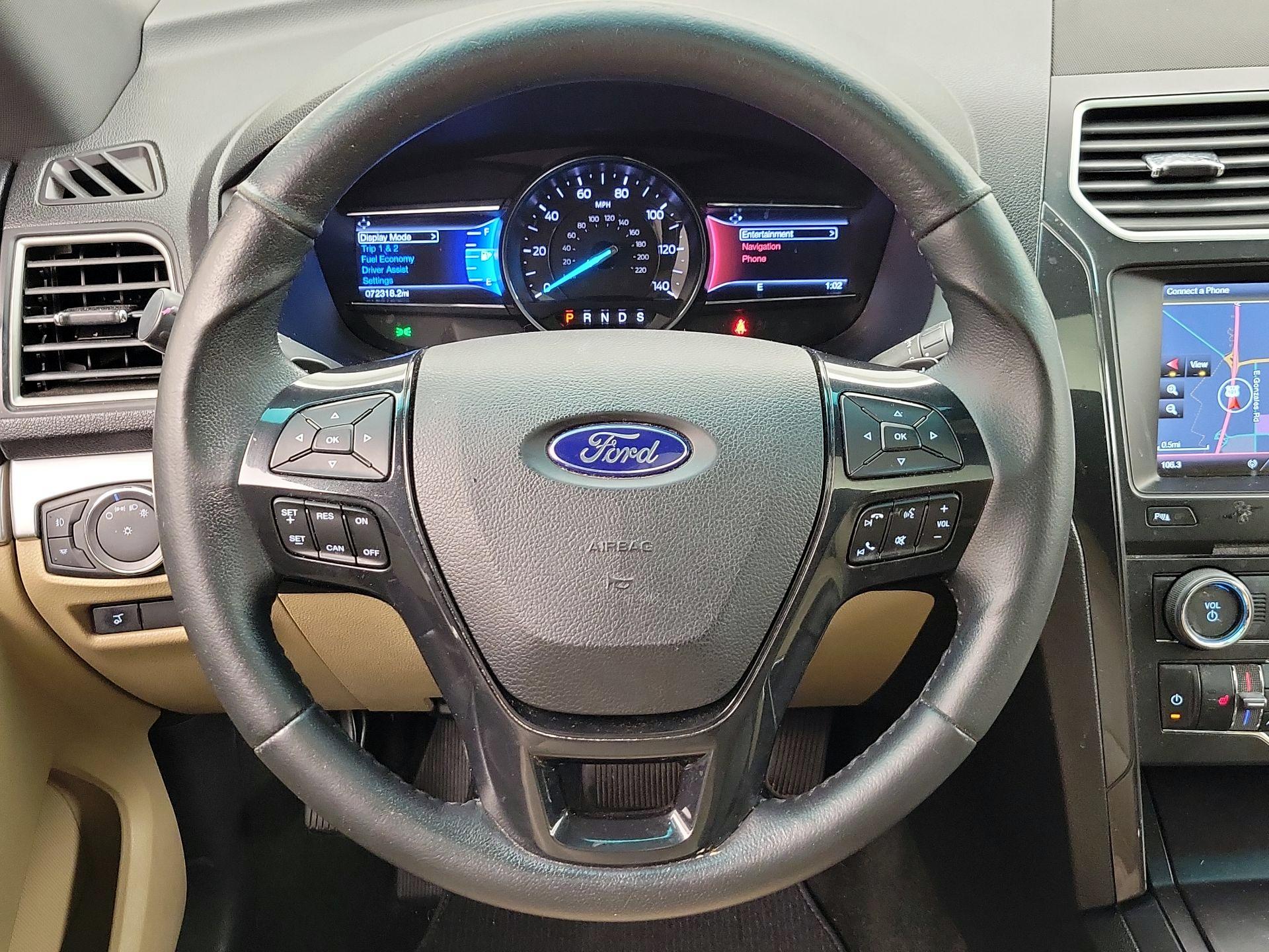 Thumbnail: 2016 Ford Explorer - 10