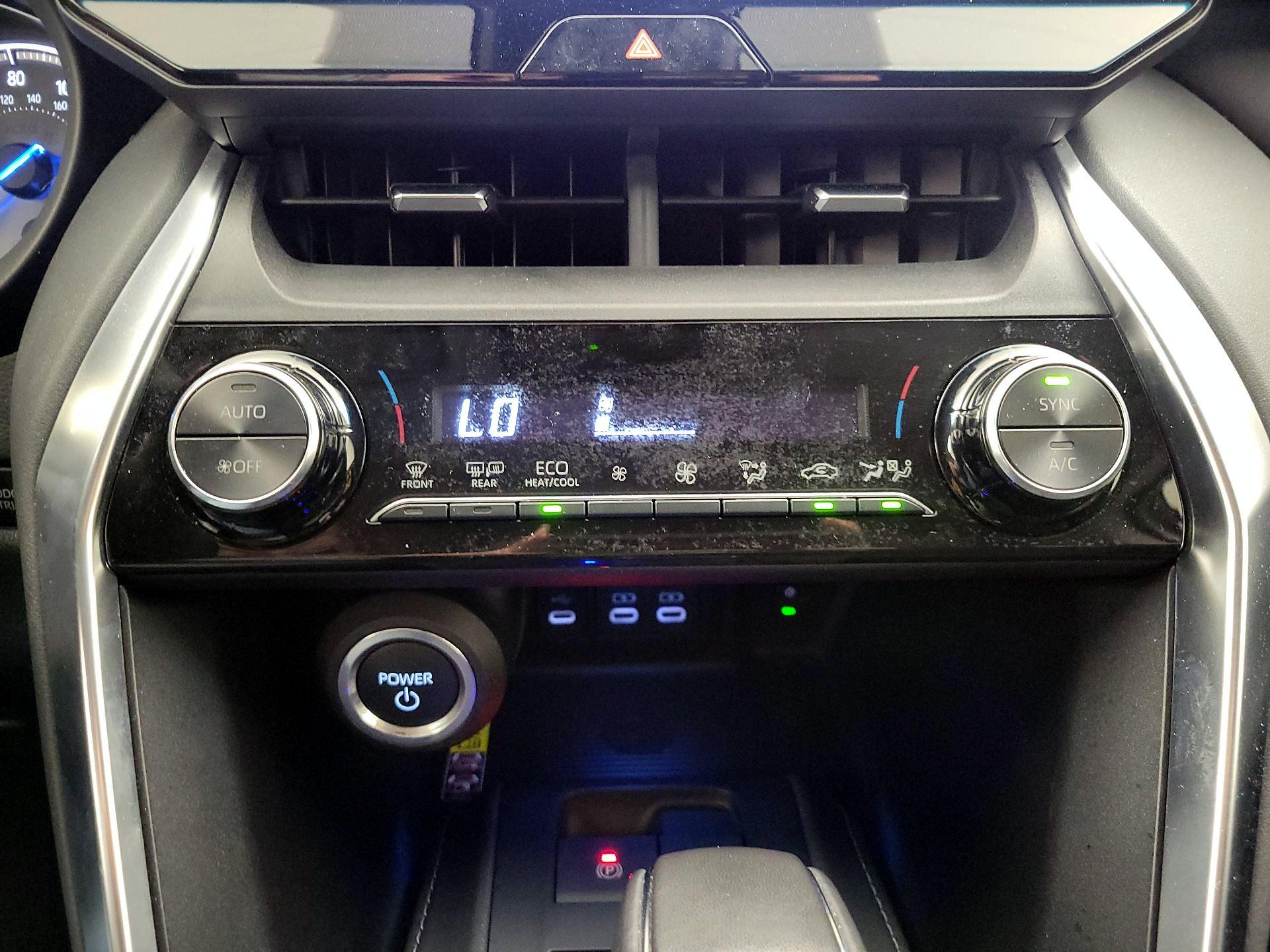 Thumbnail: 2023 Toyota Venza - 17