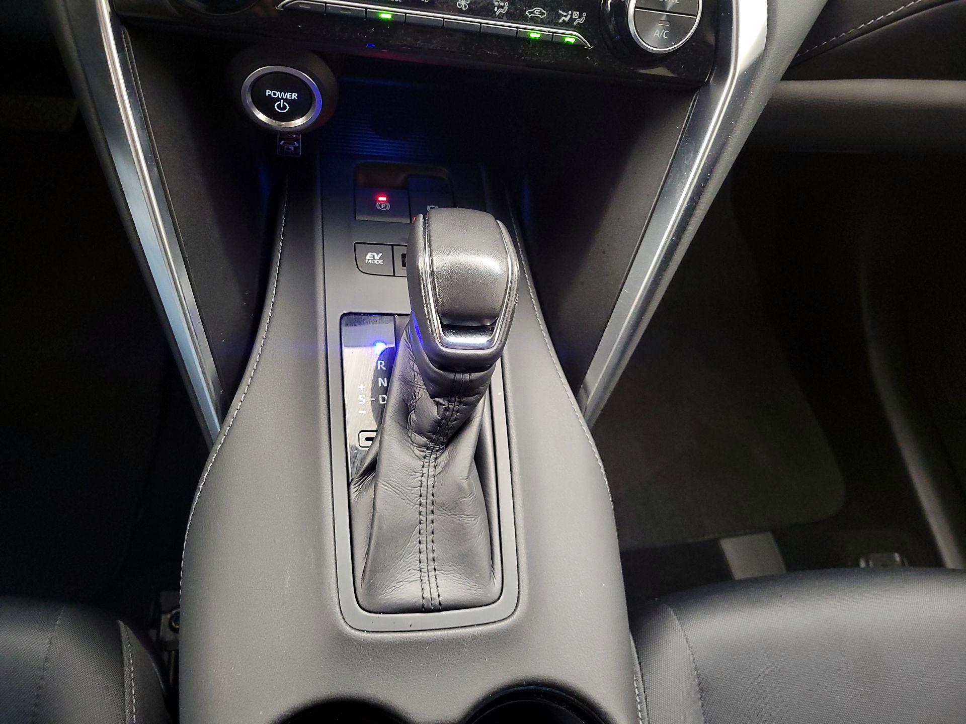 Thumbnail: 2023 Toyota Venza - 18