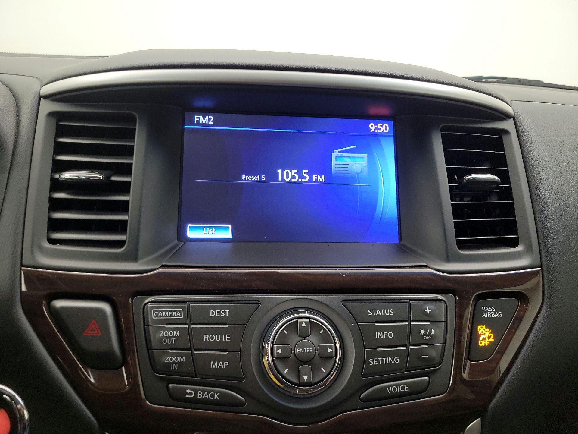 Thumbnail: 2016 Nissan Pathfinder - 16