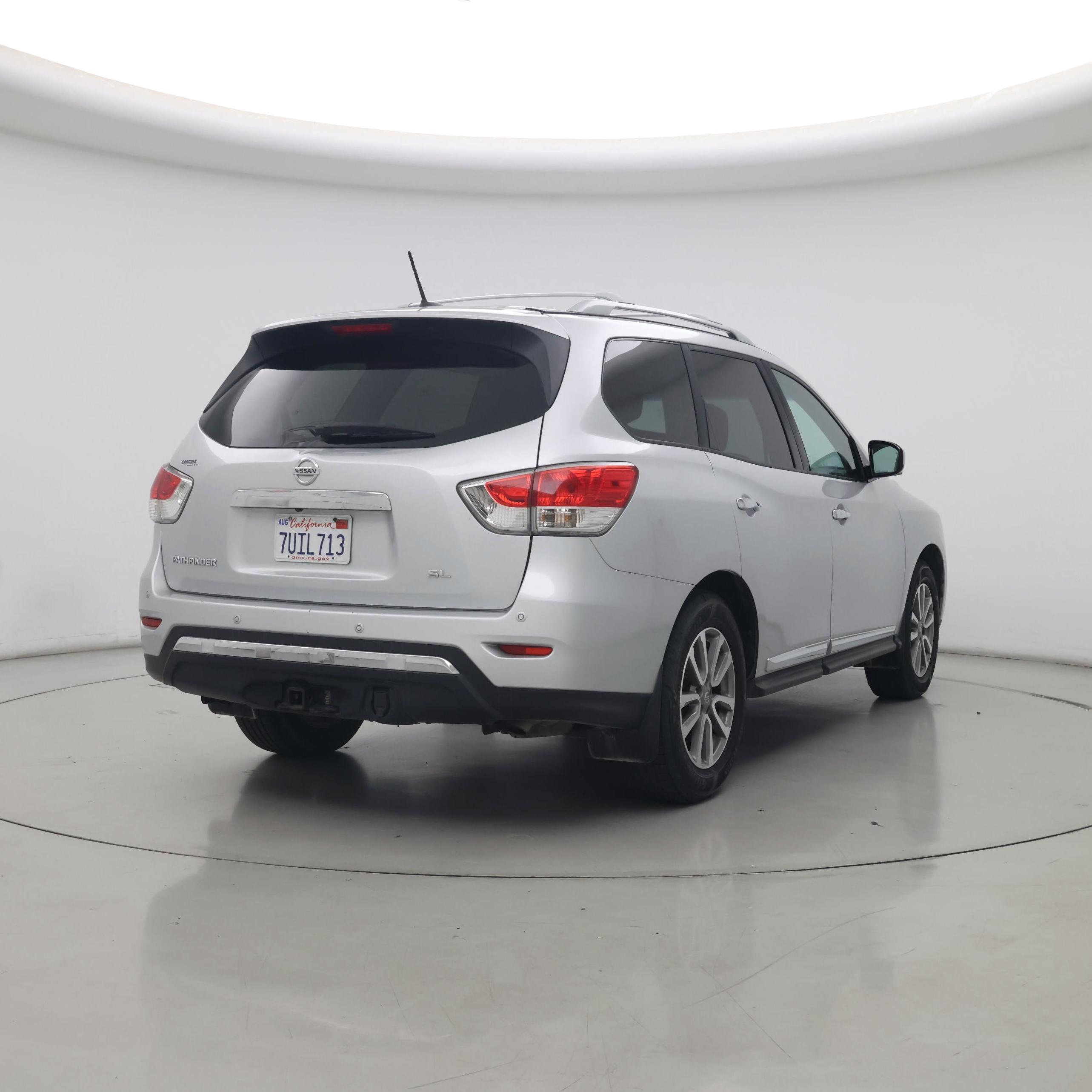 Thumbnail: 2016 Nissan Pathfinder - 8