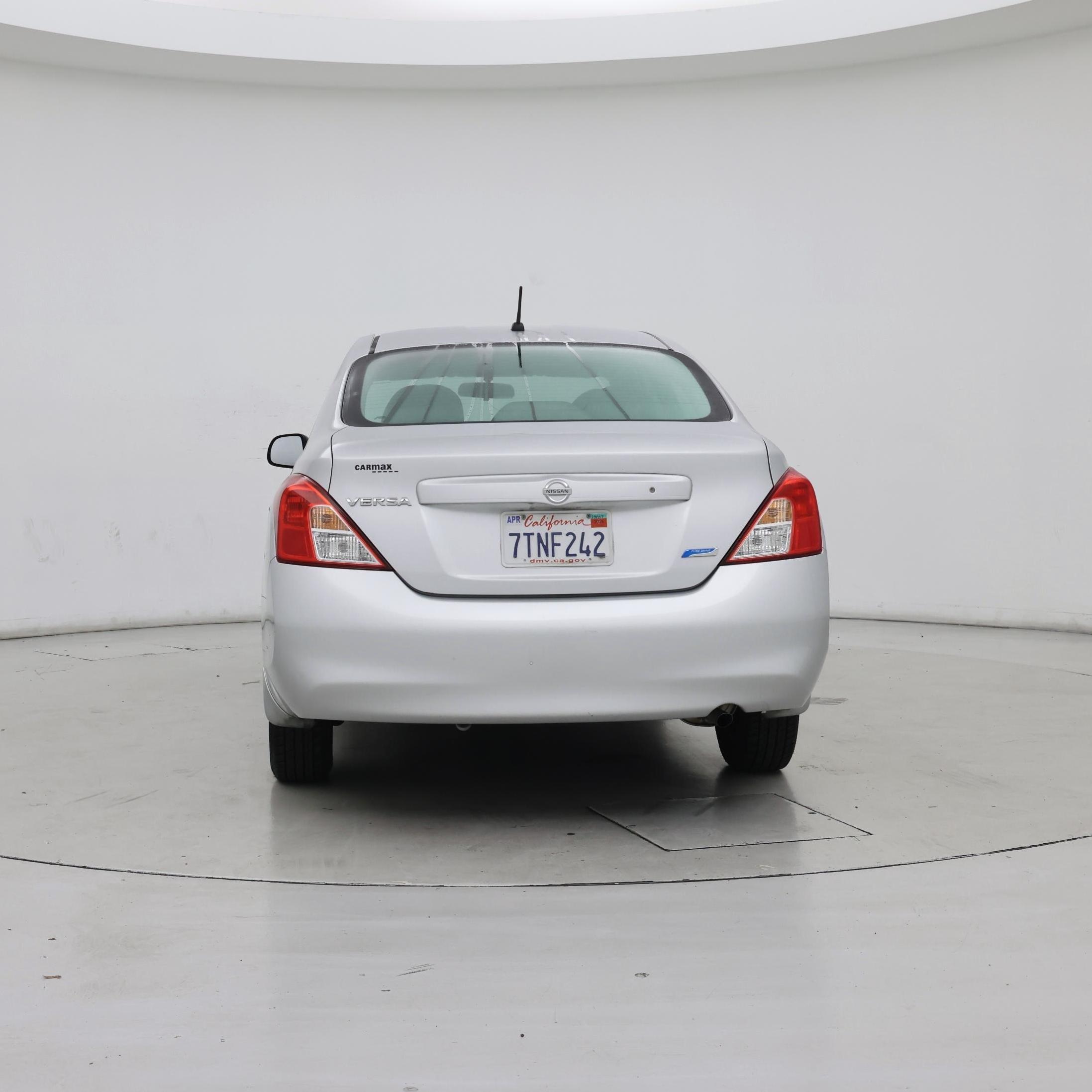 Thumbnail: 2014 Nissan Versa - 6