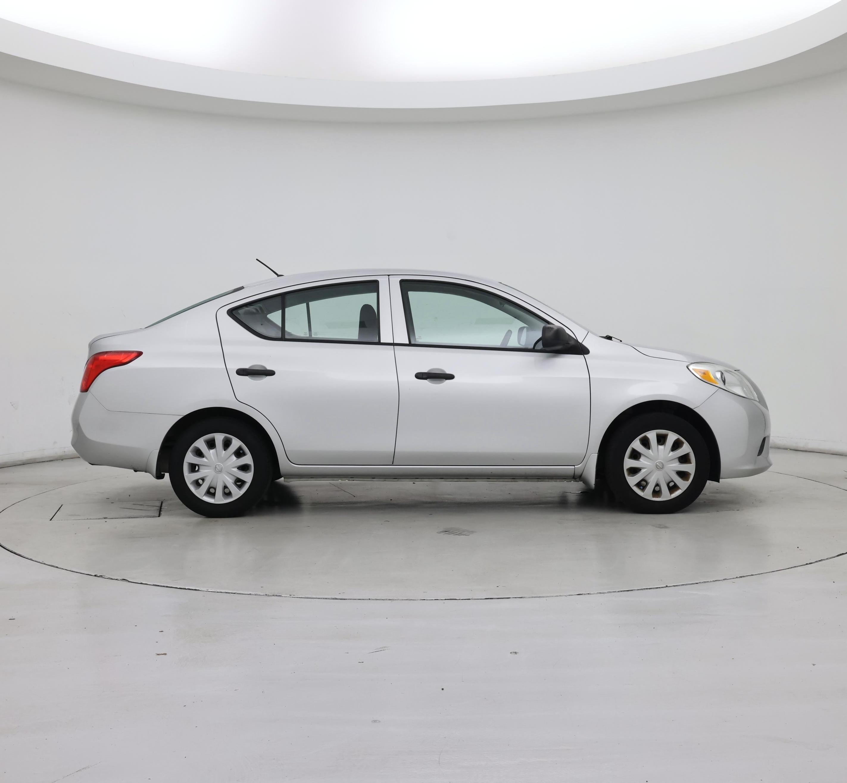 Thumbnail: 2014 Nissan Versa - 7