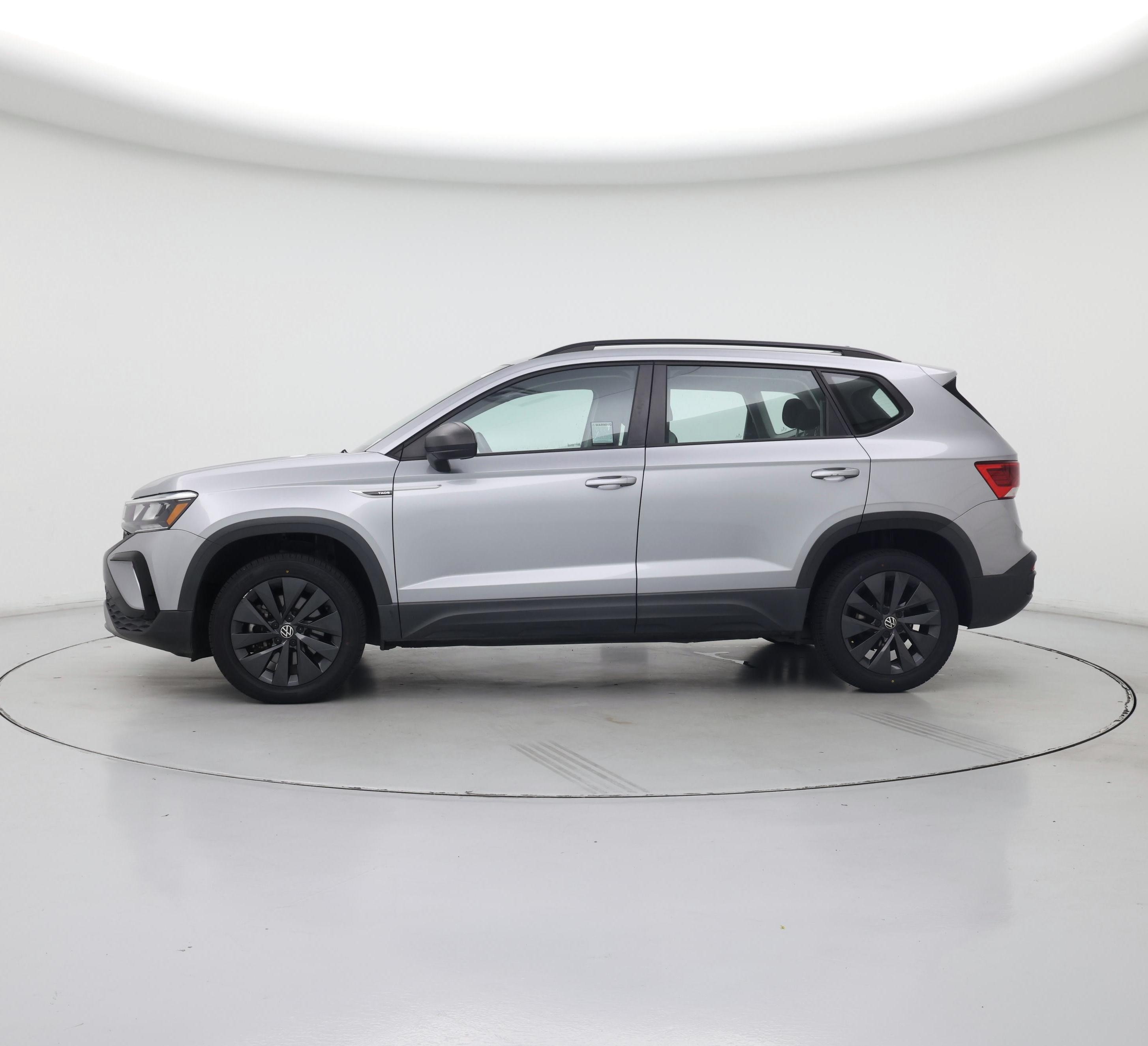 Thumbnail: 2022 Volkswagen Taos - 3