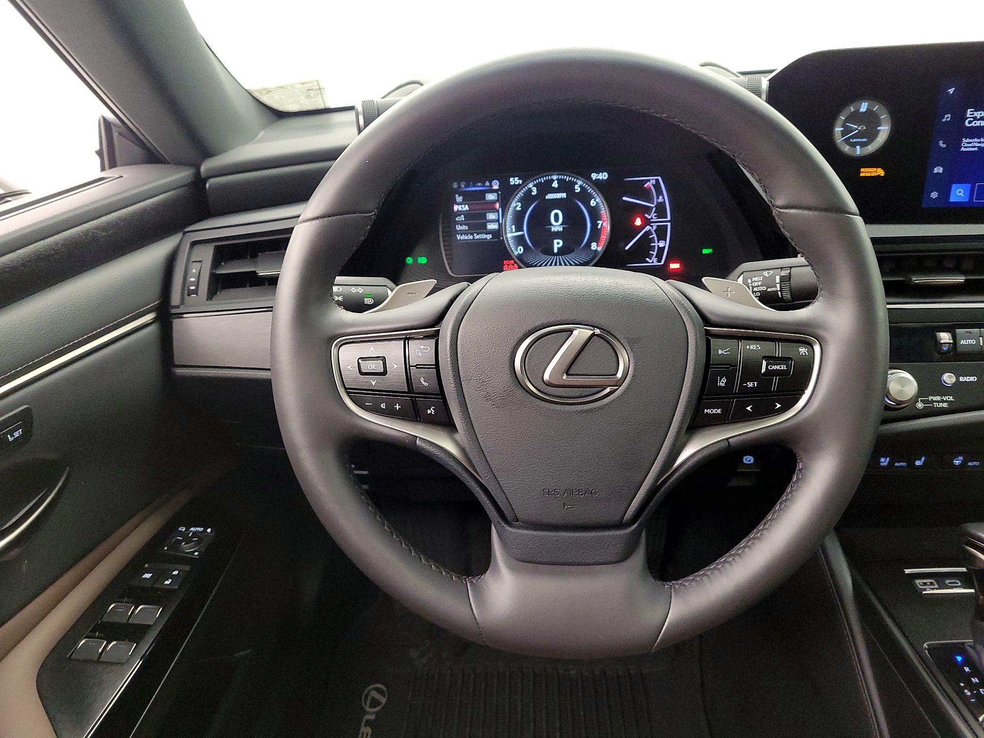 Thumbnail: 2023 Lexus ES - 10