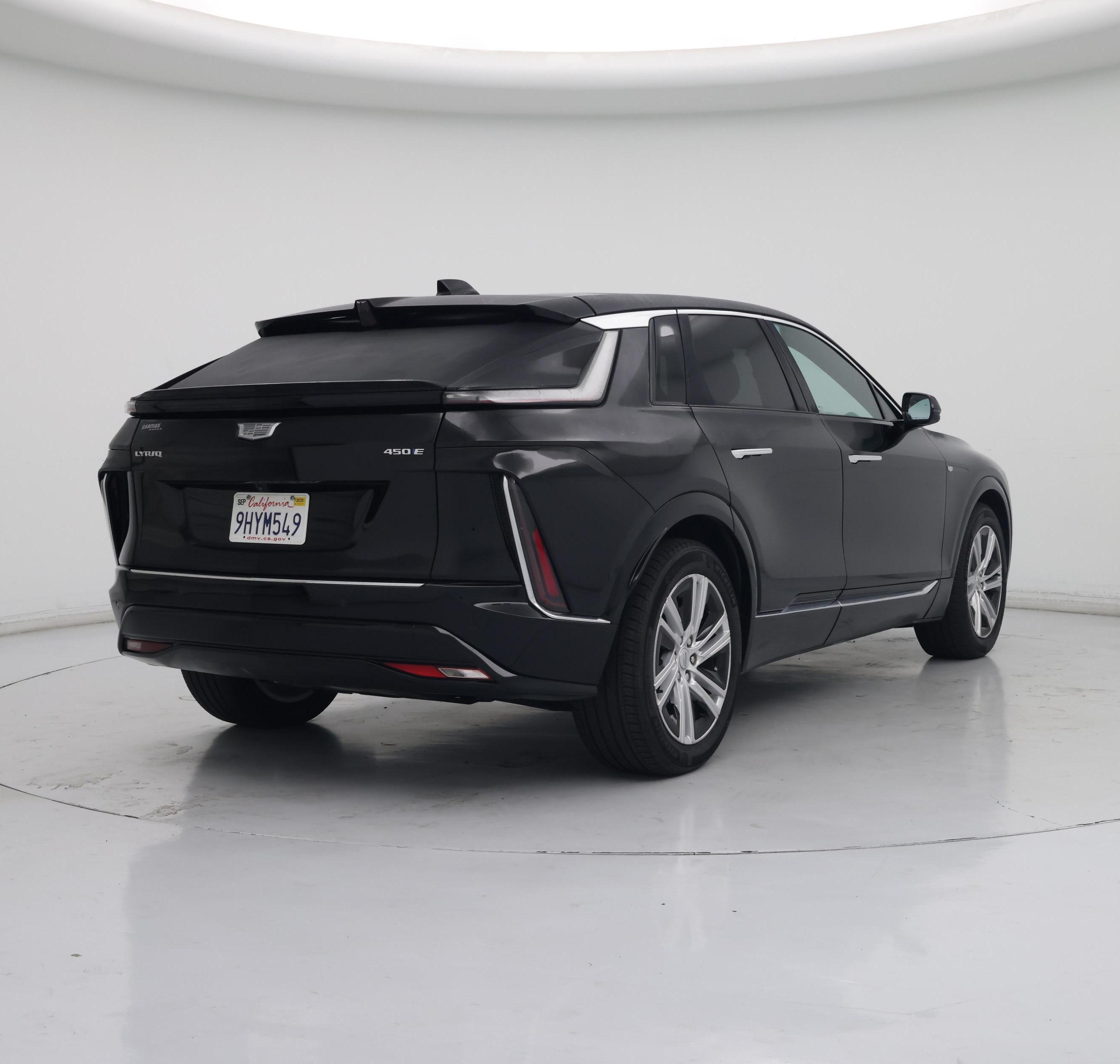 Thumbnail: 2024 Cadillac Lyriq - 8