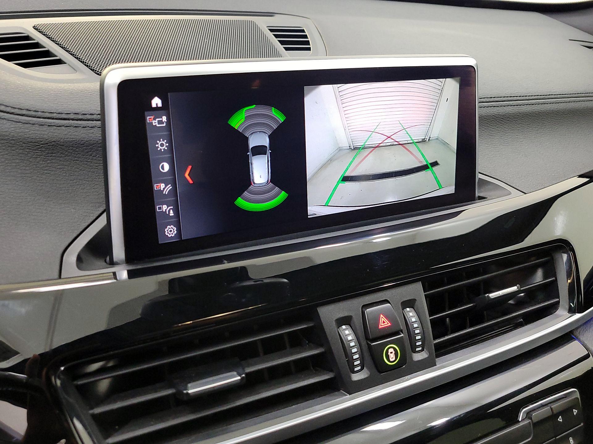 Thumbnail: 2021 BMW X1 - 15