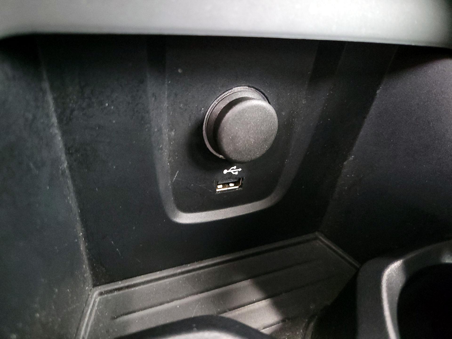 Thumbnail: 2021 BMW X1 - 19