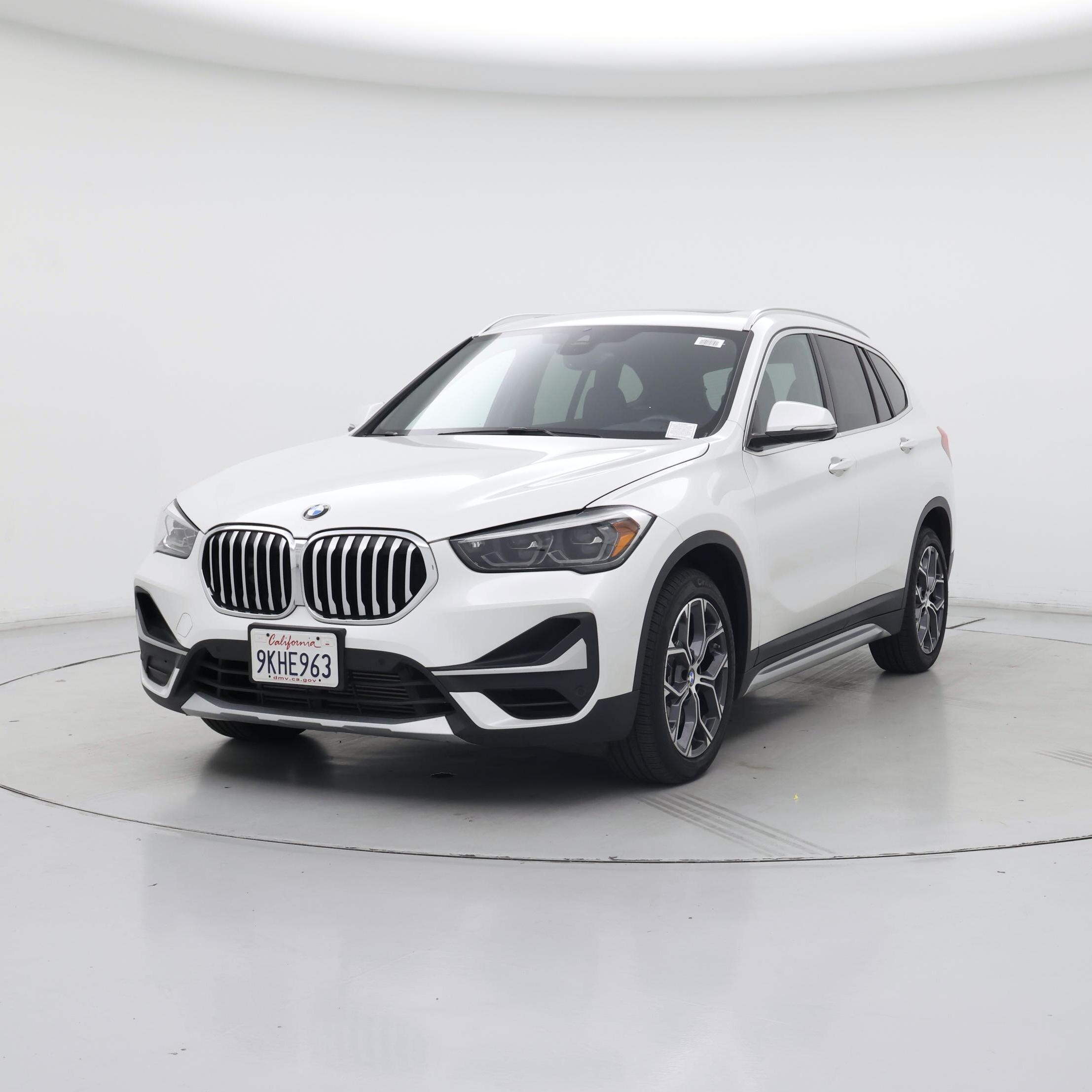 Thumbnail: 2021 BMW X1 - 4