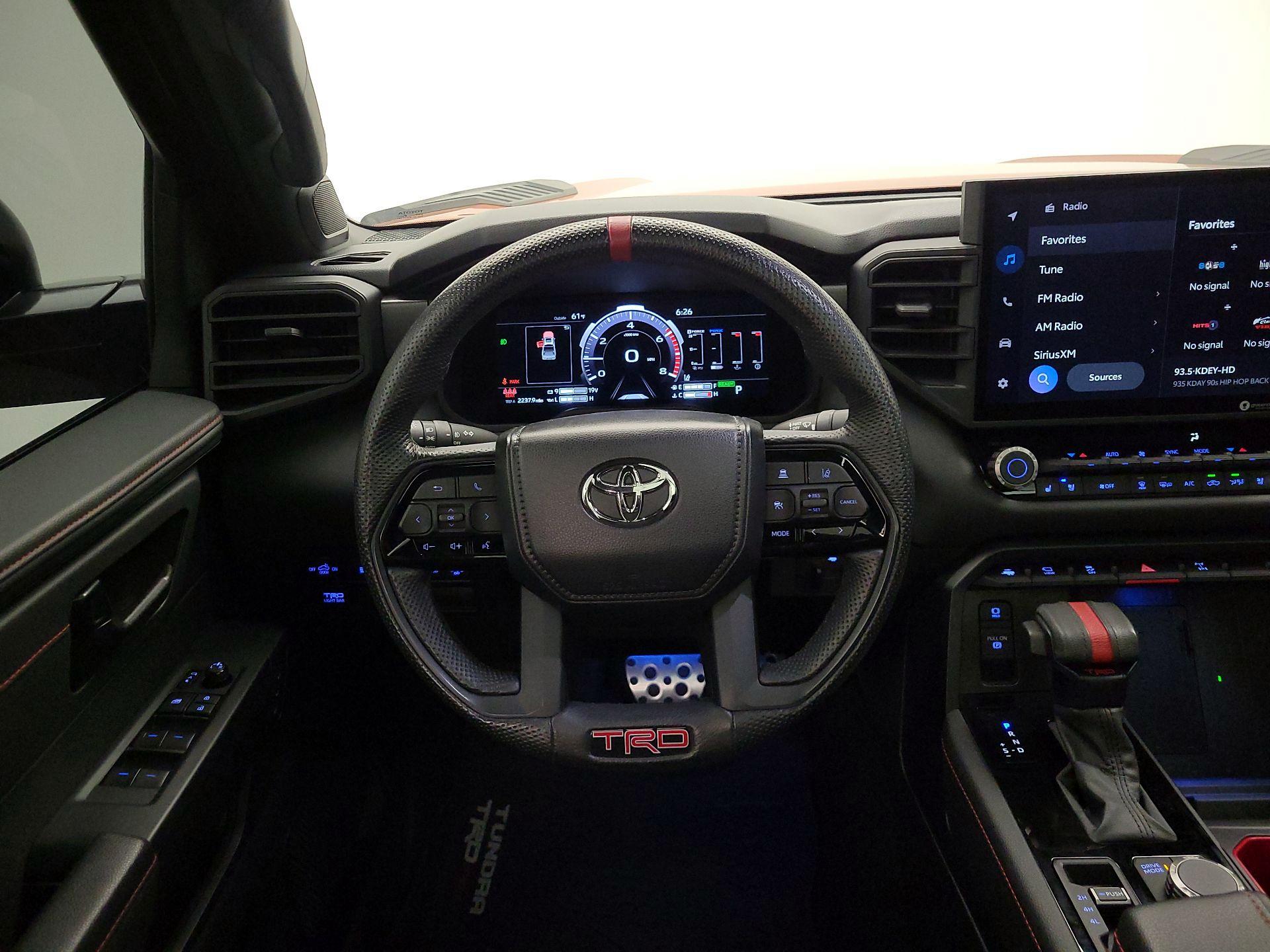 Thumbnail: 2024 Toyota Tundra - 10