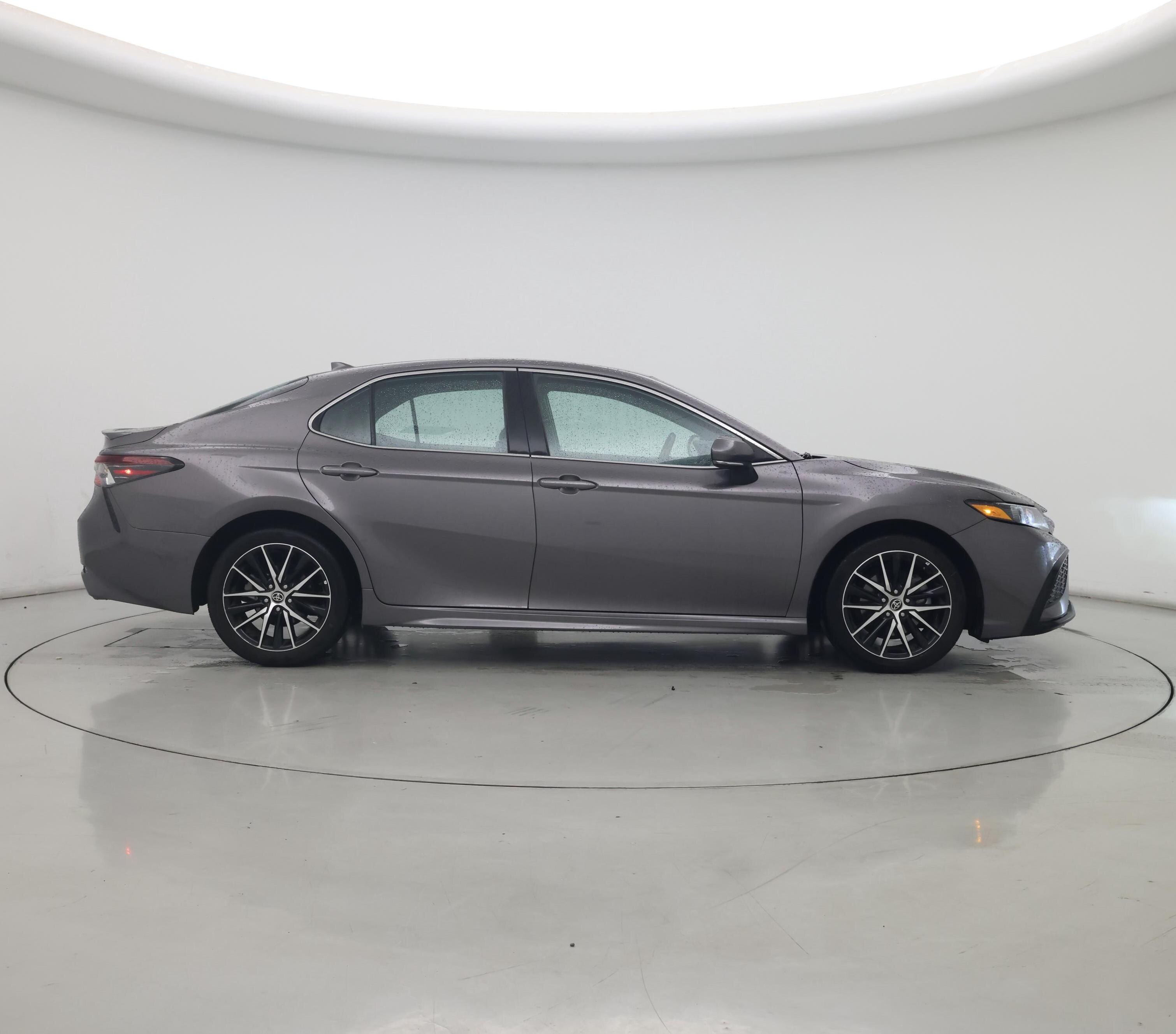 Thumbnail: 2022 Toyota Camry - 7