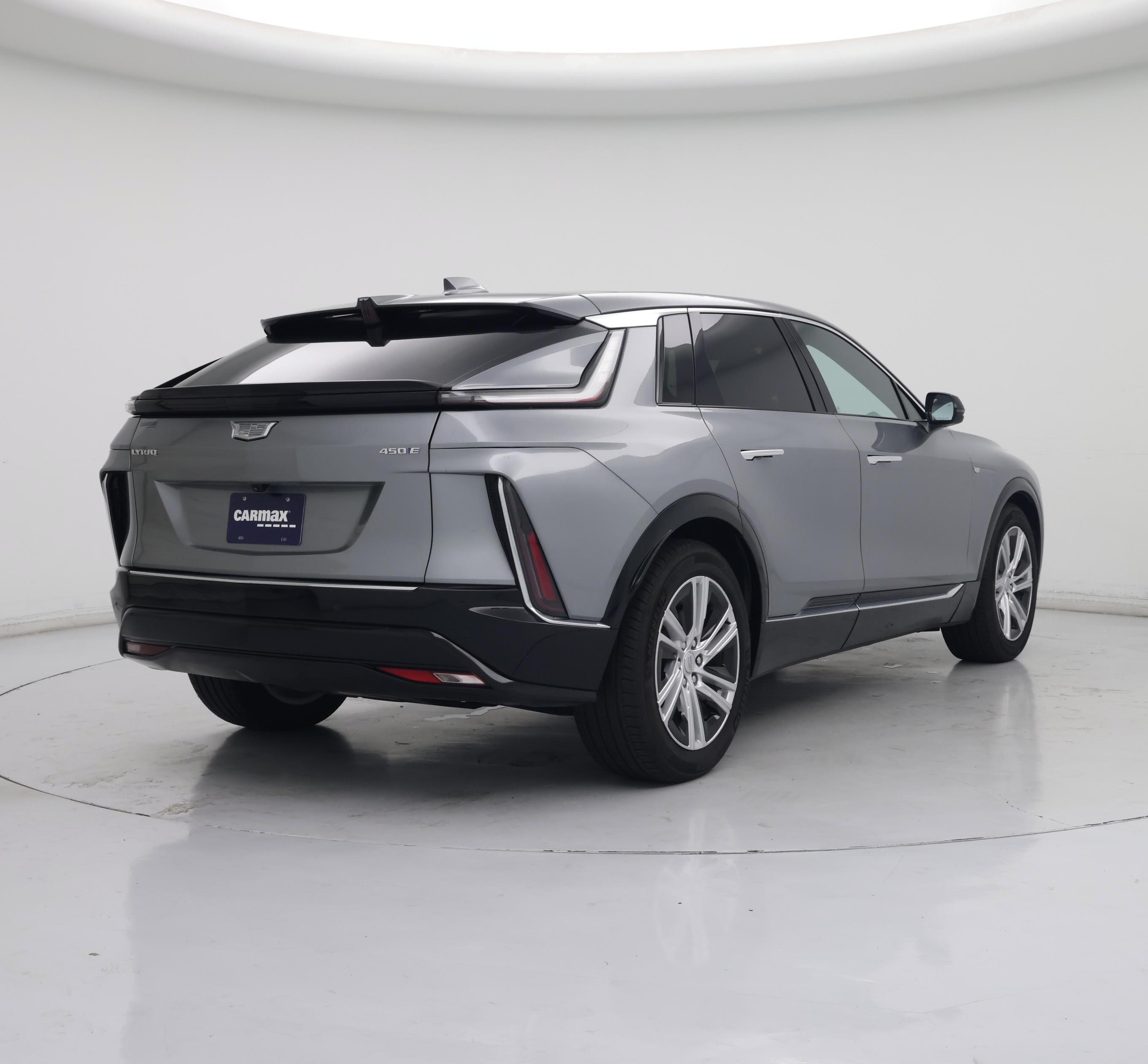 Thumbnail: 2024 Cadillac Lyriq - 8