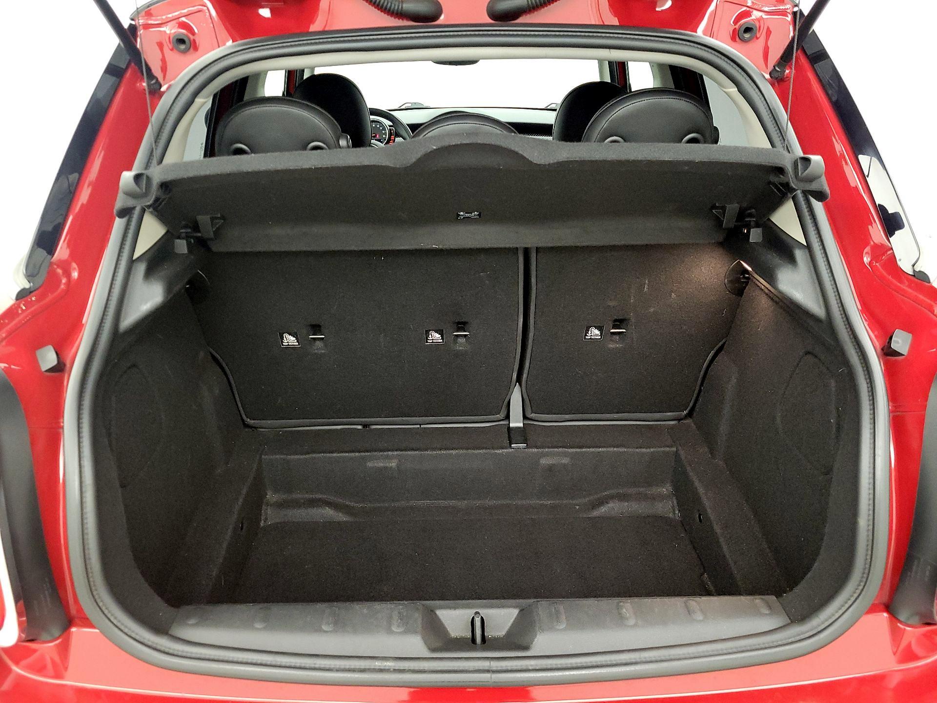 Thumbnail: 2016 MINI Cooper Hardtop - 20
