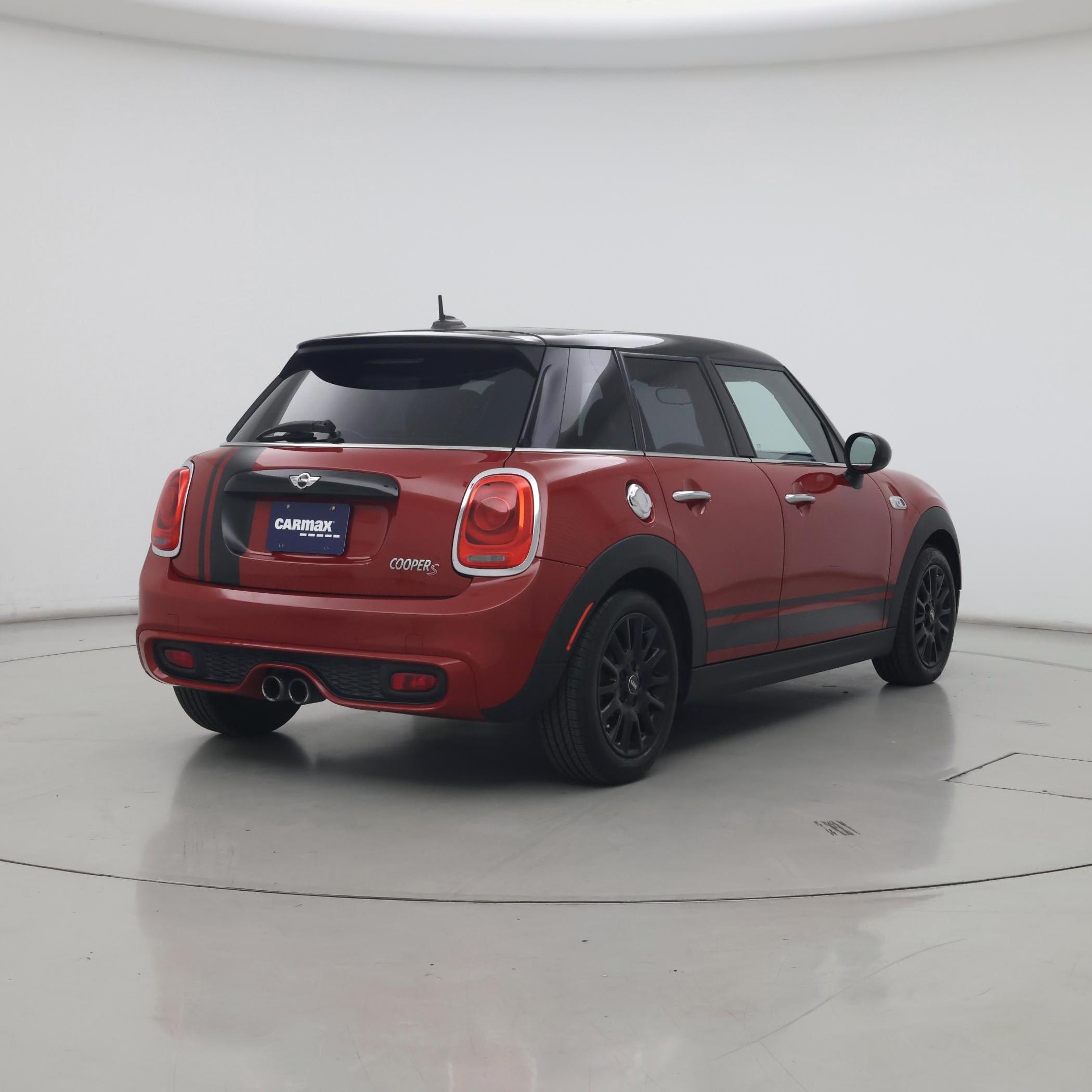 Thumbnail: 2016 MINI Cooper Hardtop - 8