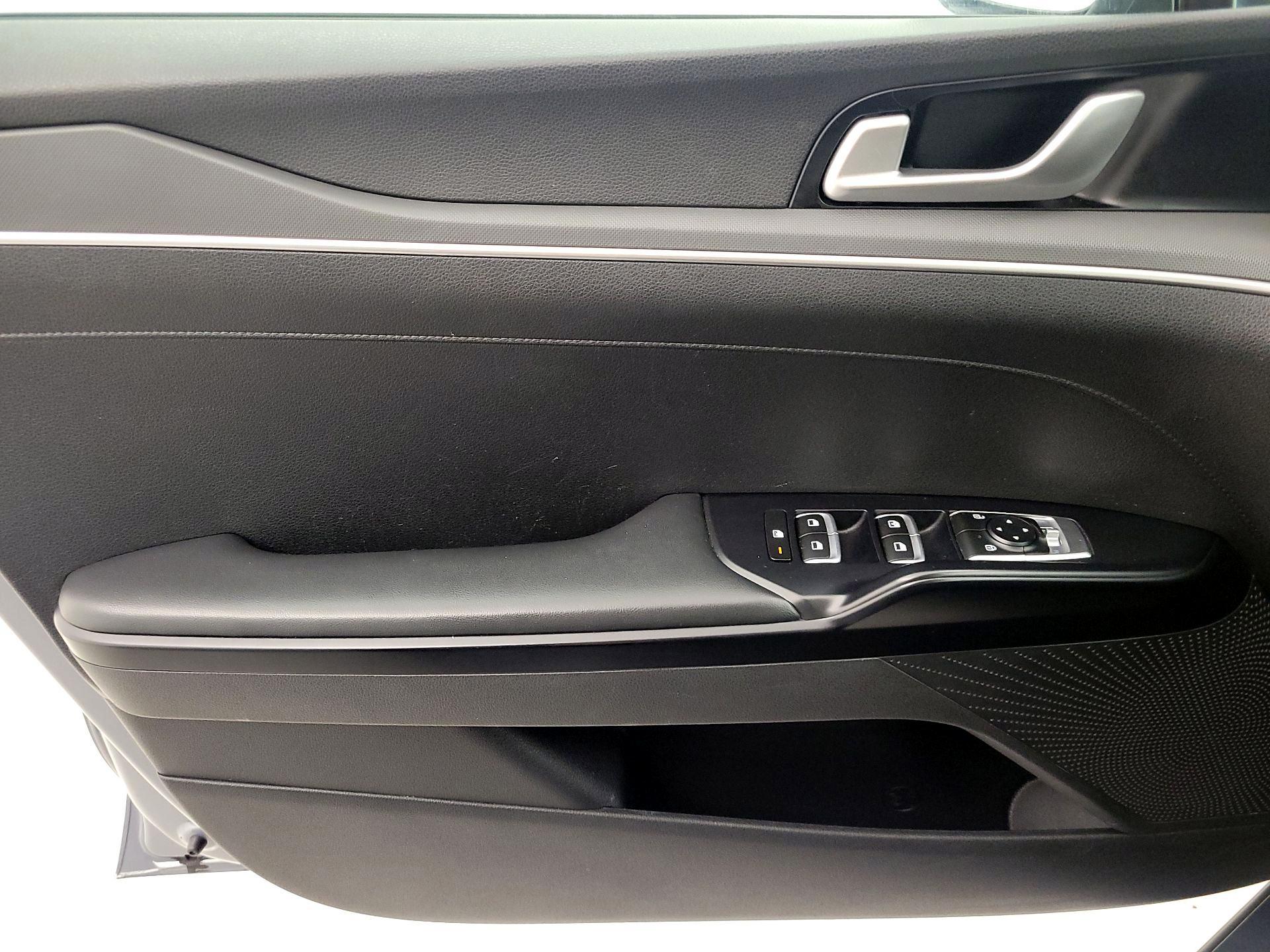 Thumbnail: 2022 Kia K5 - 12