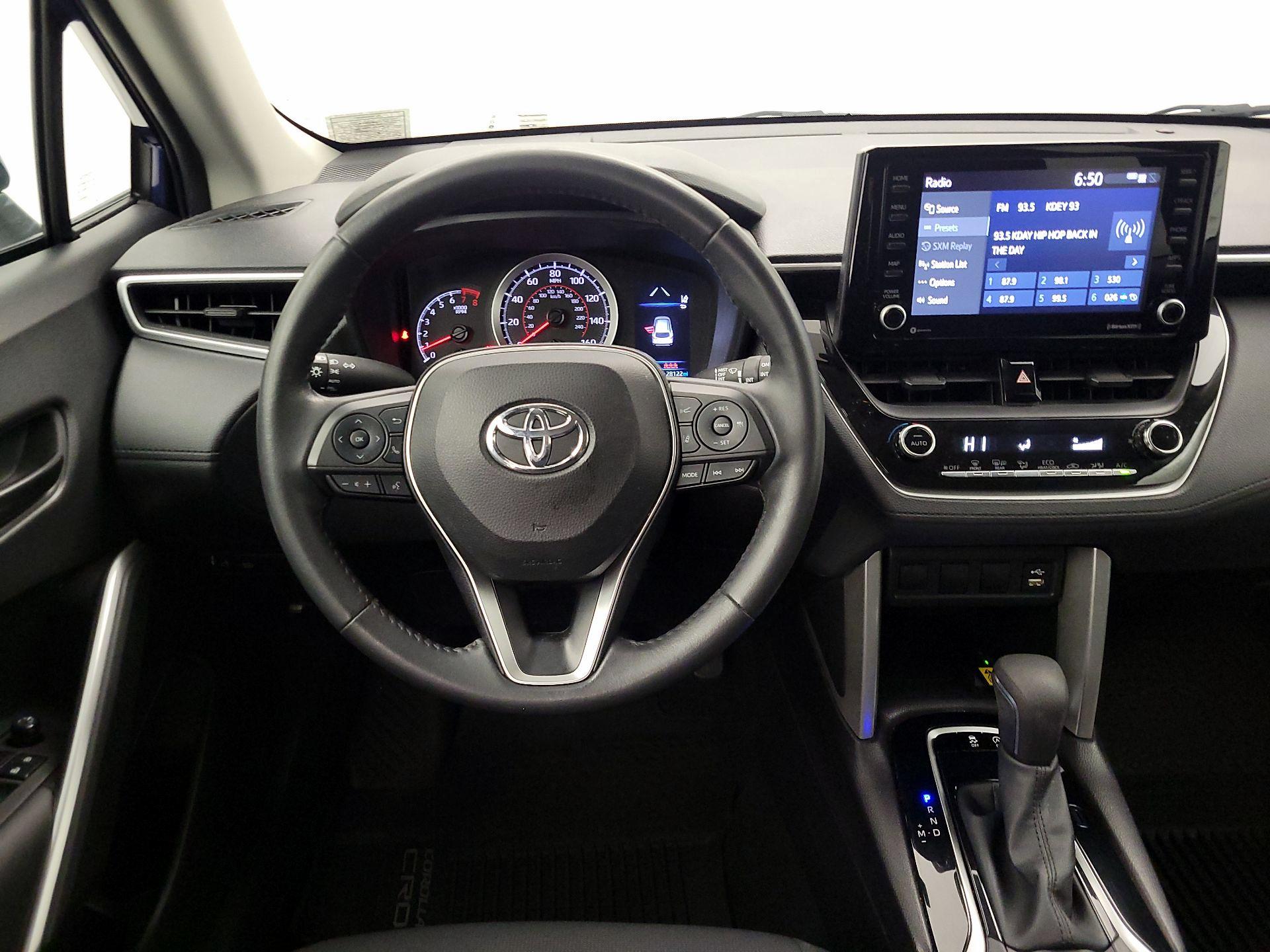 Thumbnail: 2022 Toyota Corolla Cross - 10