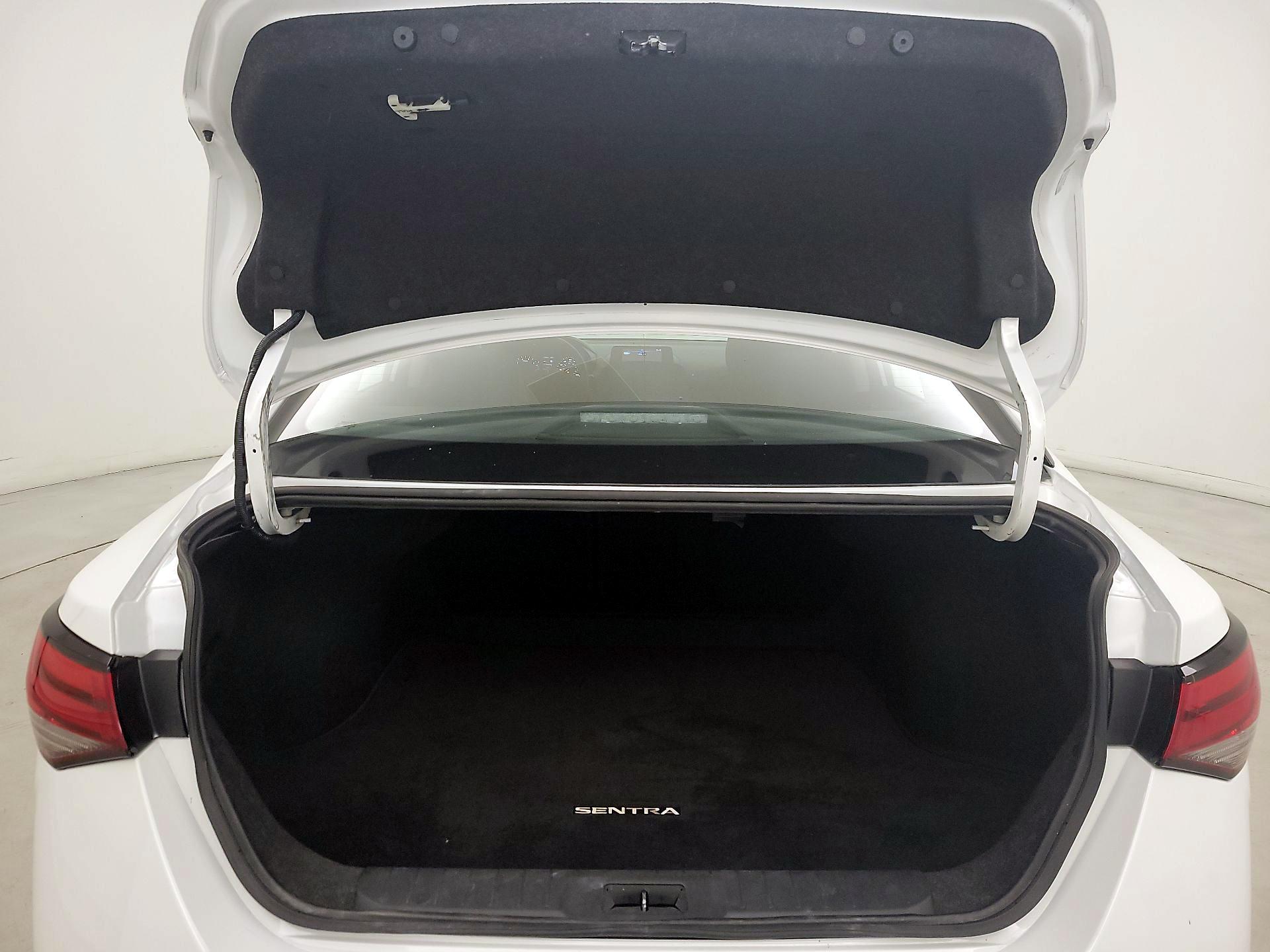 Thumbnail: 2024 Nissan Sentra - 19