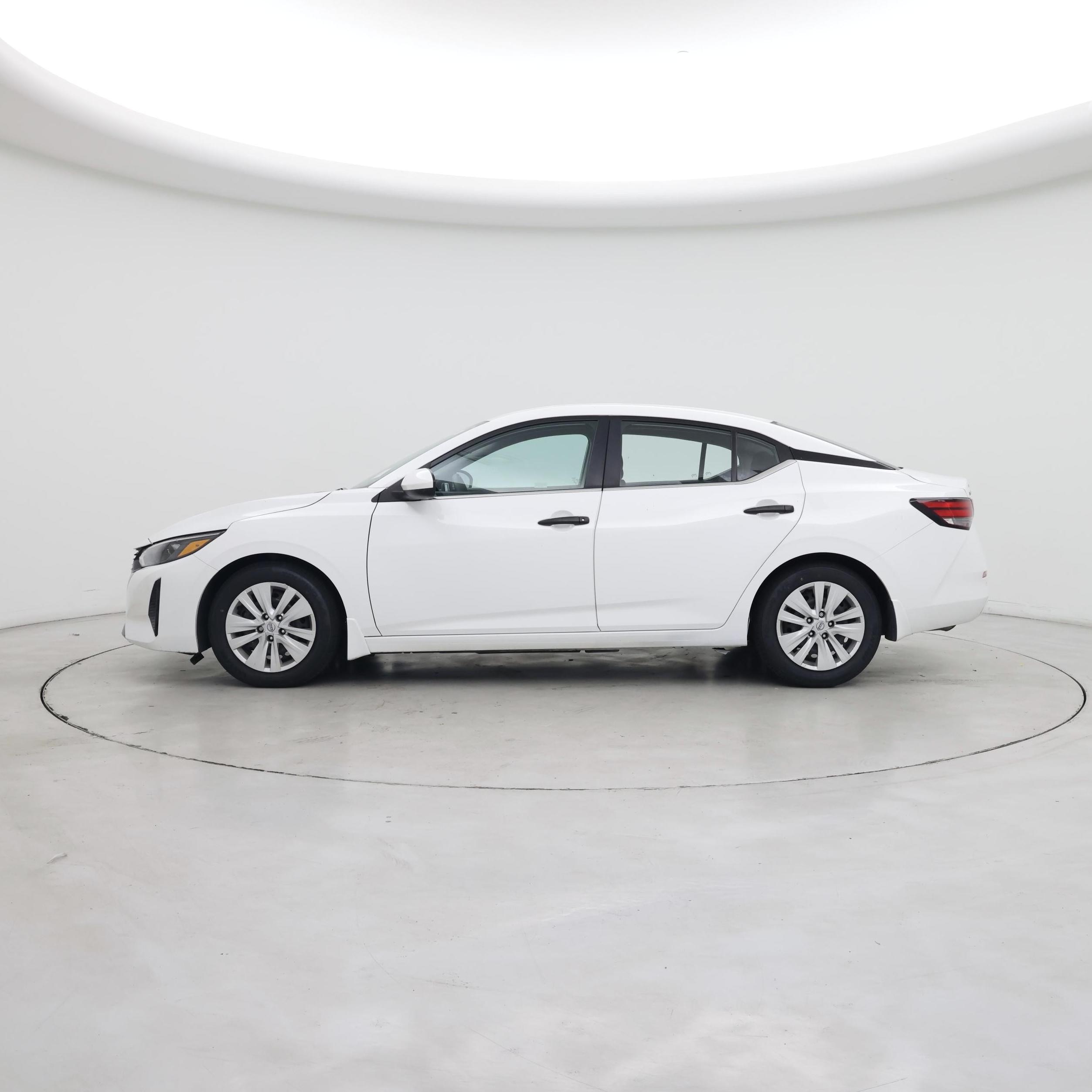 Thumbnail: 2024 Nissan Sentra - 3