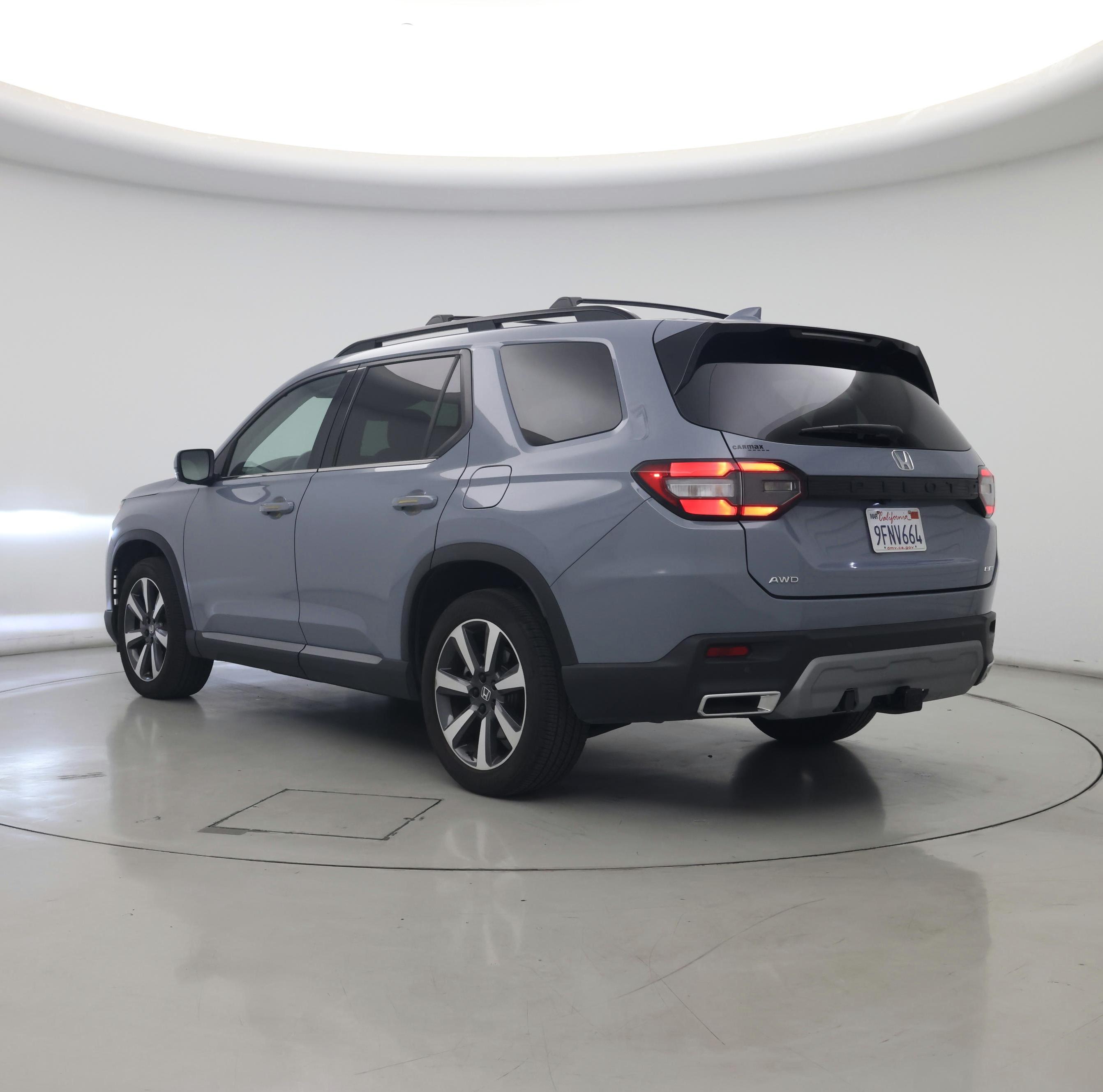 Thumbnail: 2023 Honda Pilot - 2