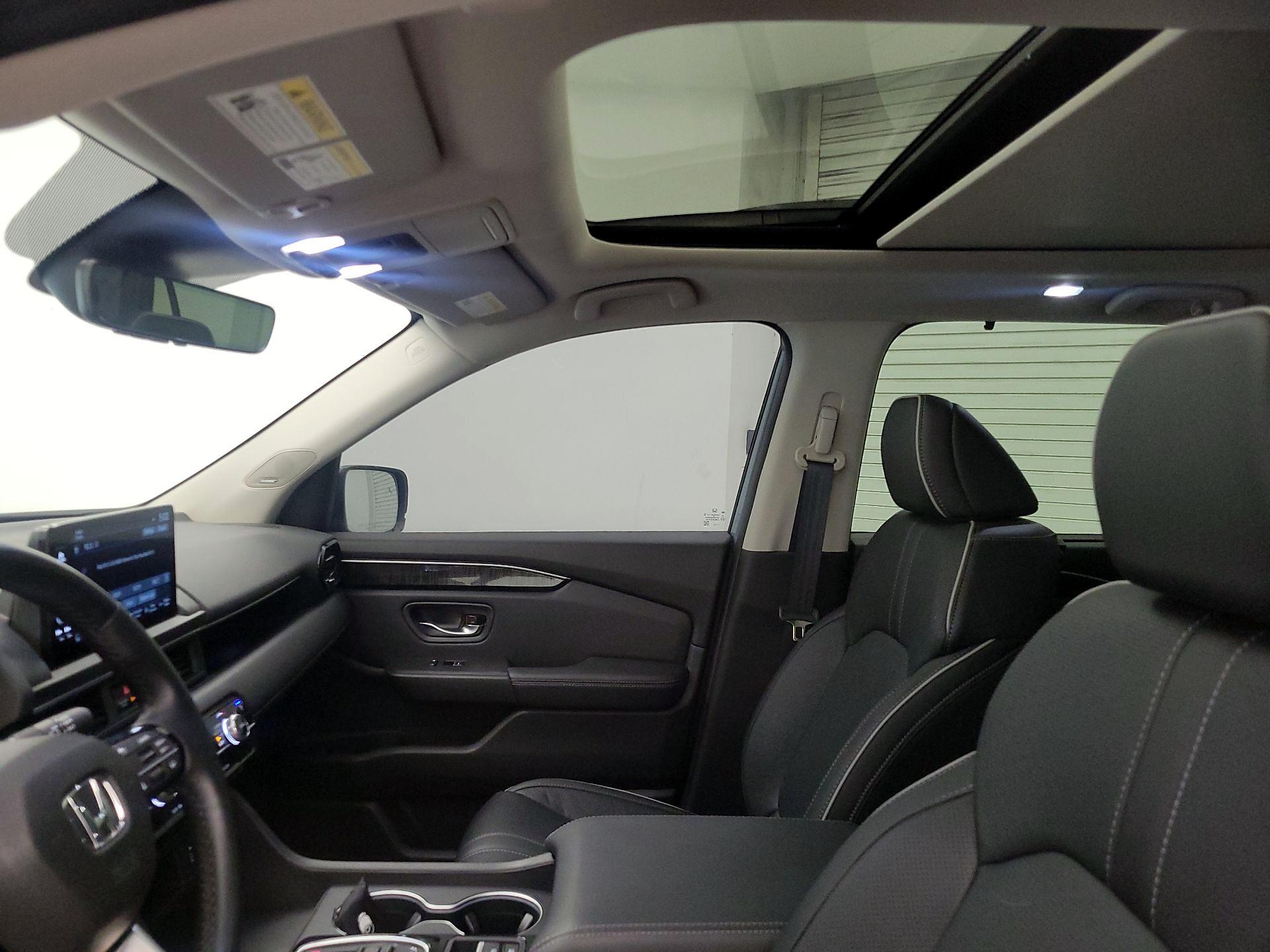 Thumbnail: 2023 Honda Pilot - 19