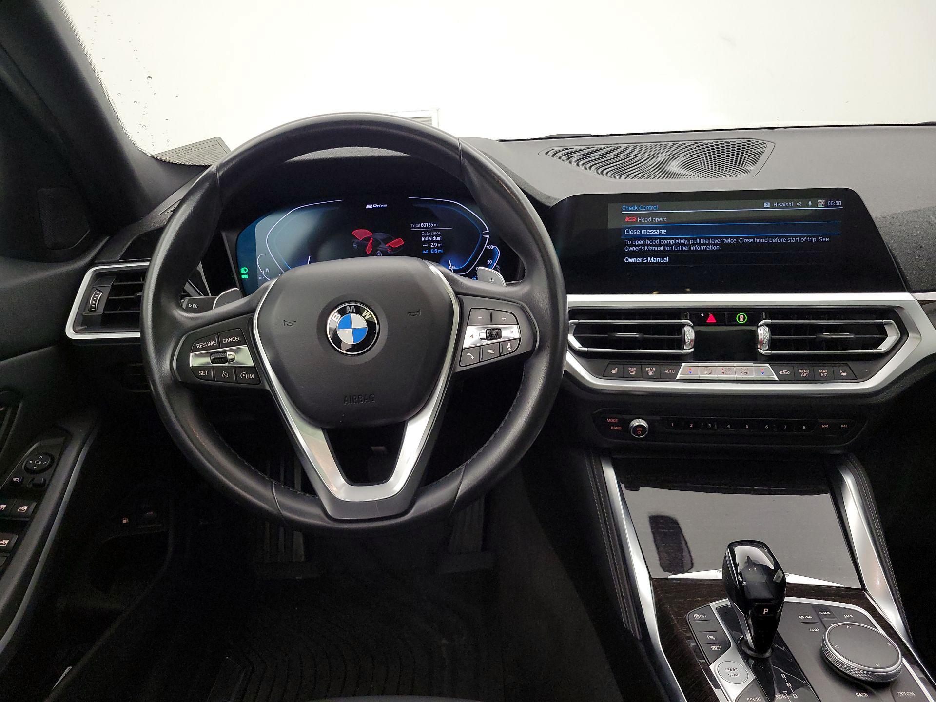 Thumbnail: 2021 BMW 3 Series - 10