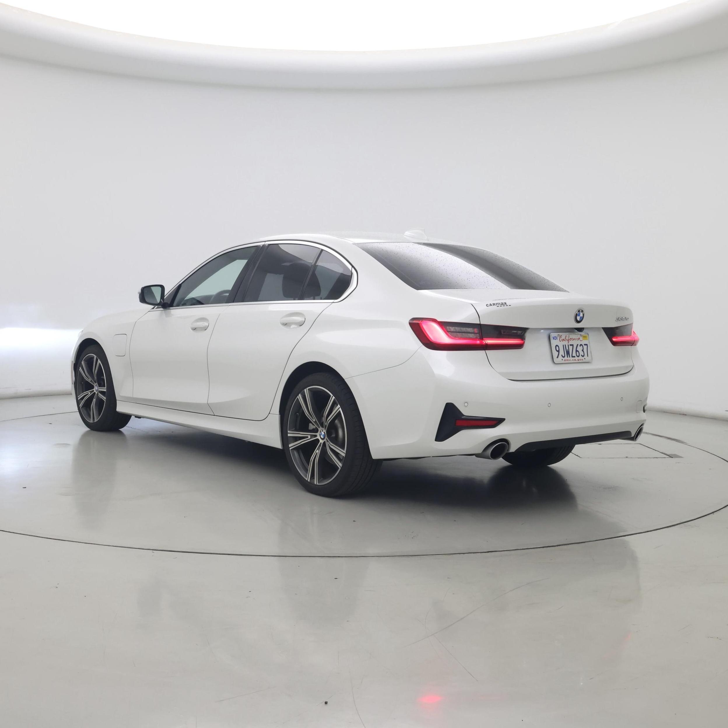 Thumbnail: 2021 BMW 3 Series - 2