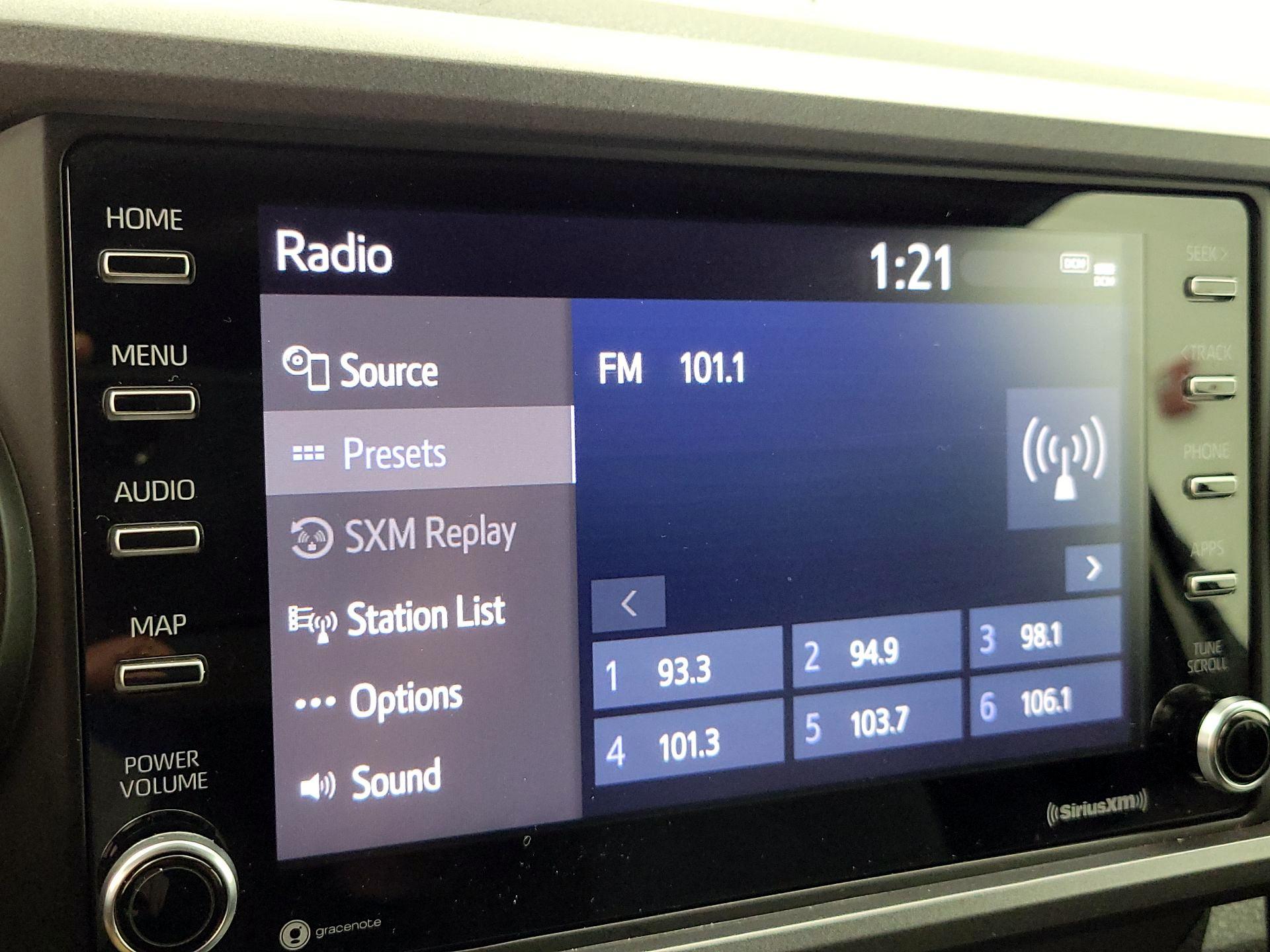 Thumbnail: 2020 Toyota Tacoma - 15